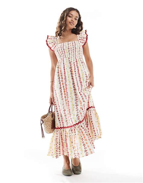 Petite poplin maxi dress in fruit print