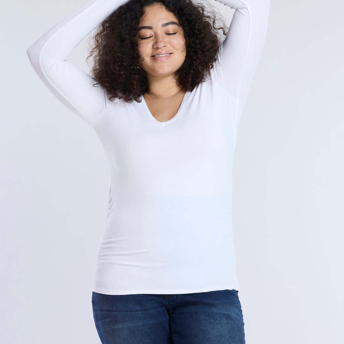 White tee