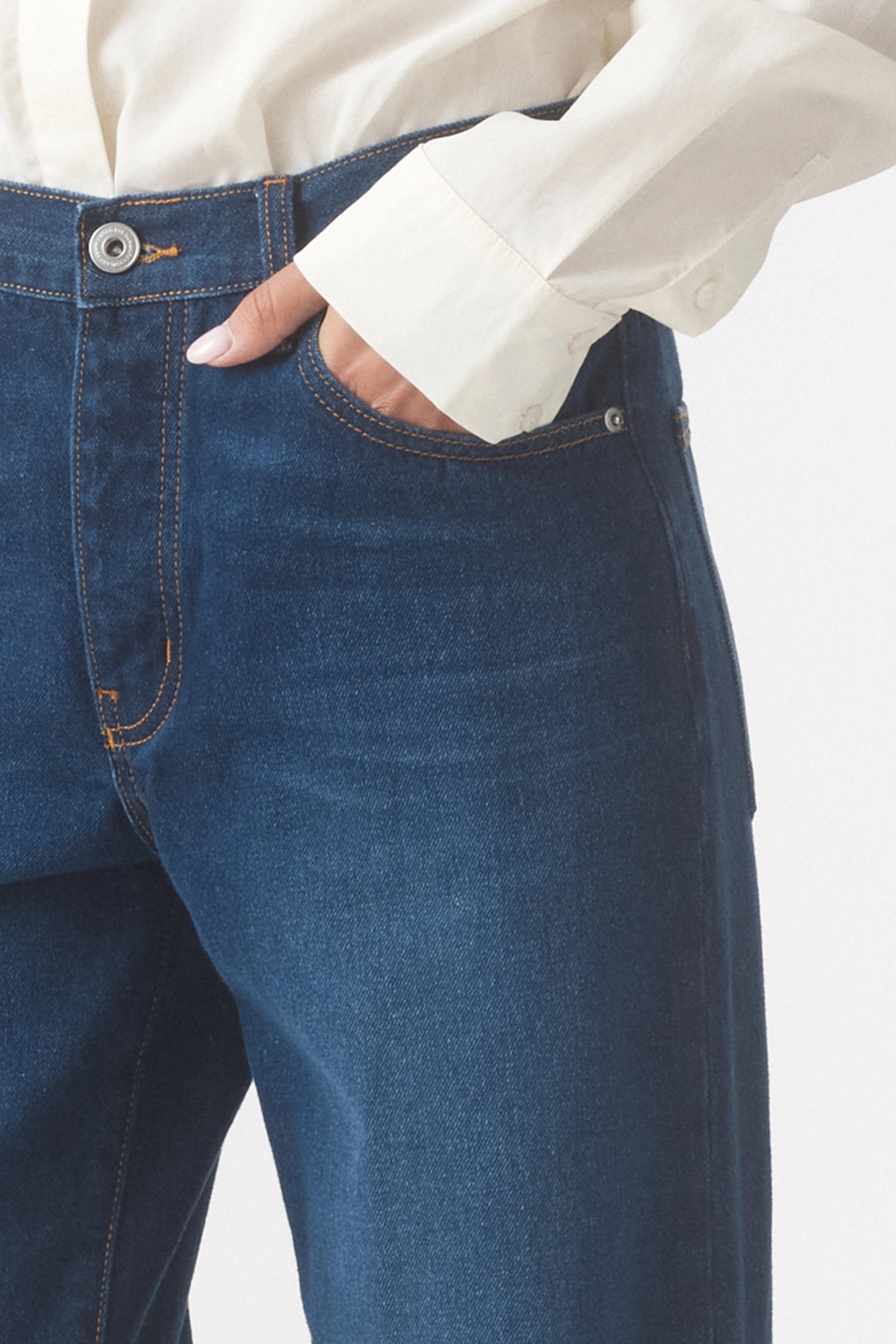 Pocket detail