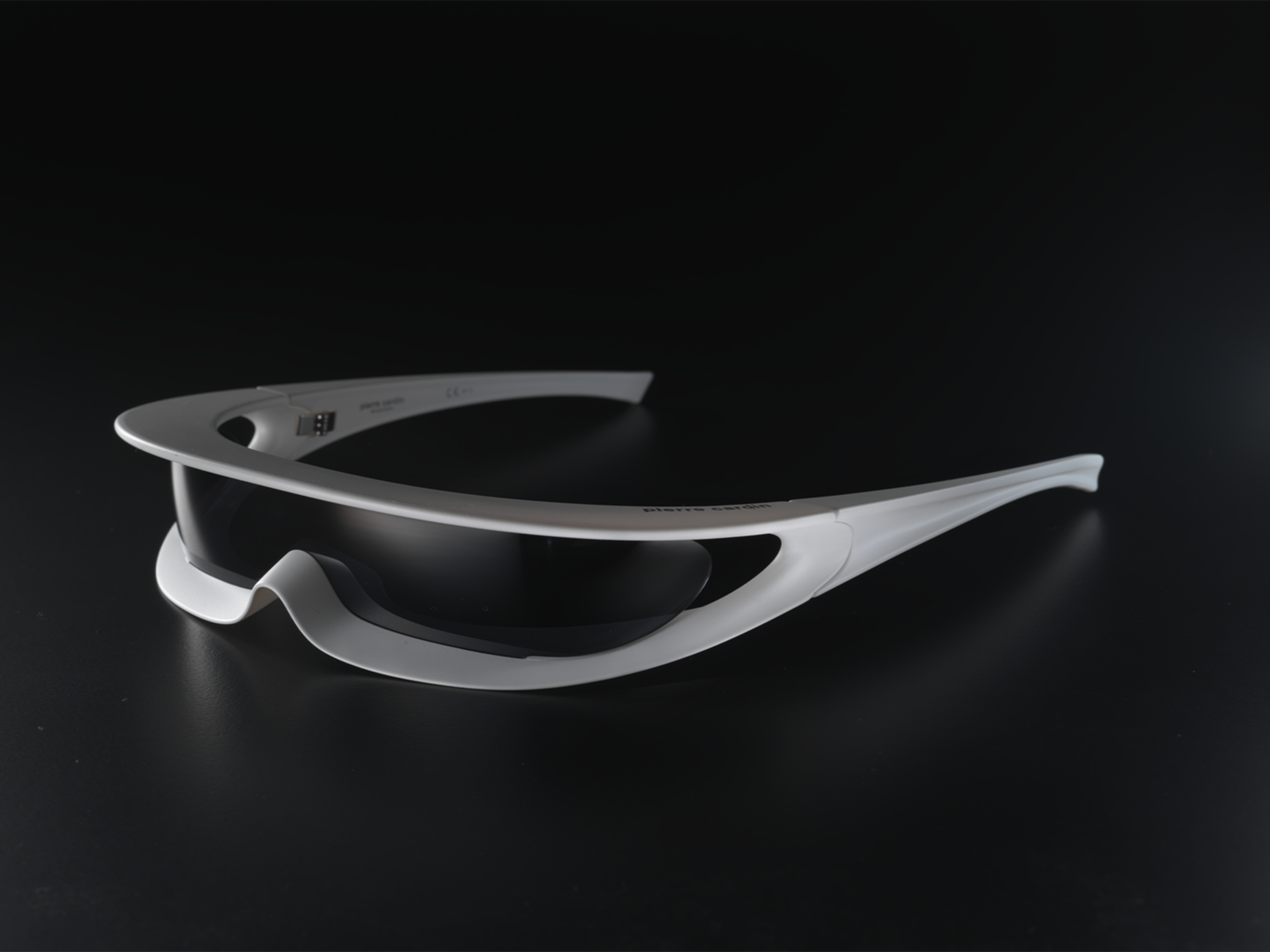 Evolution 3 in white