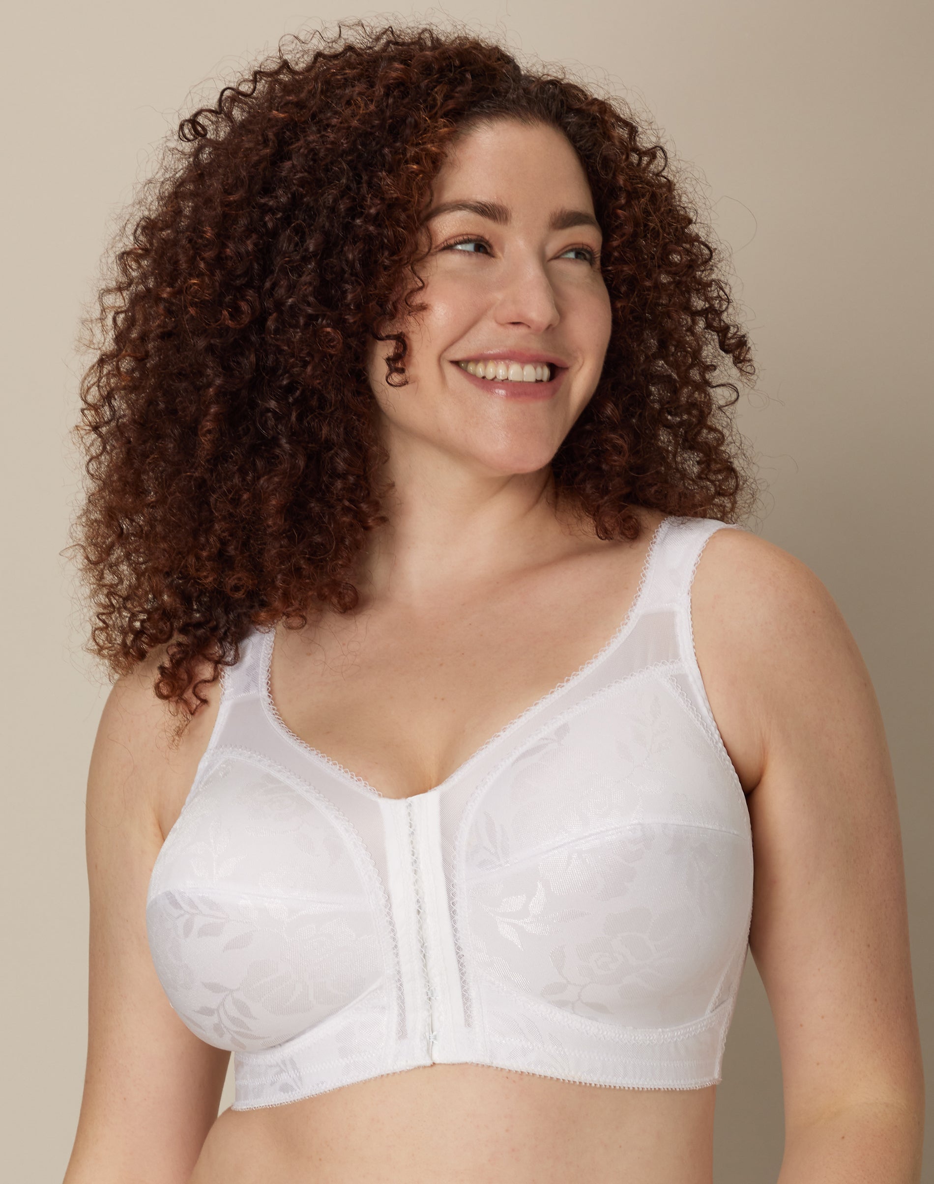 Playtex 18 Hour Supportive Front Close Flexible Back Wireless Bra