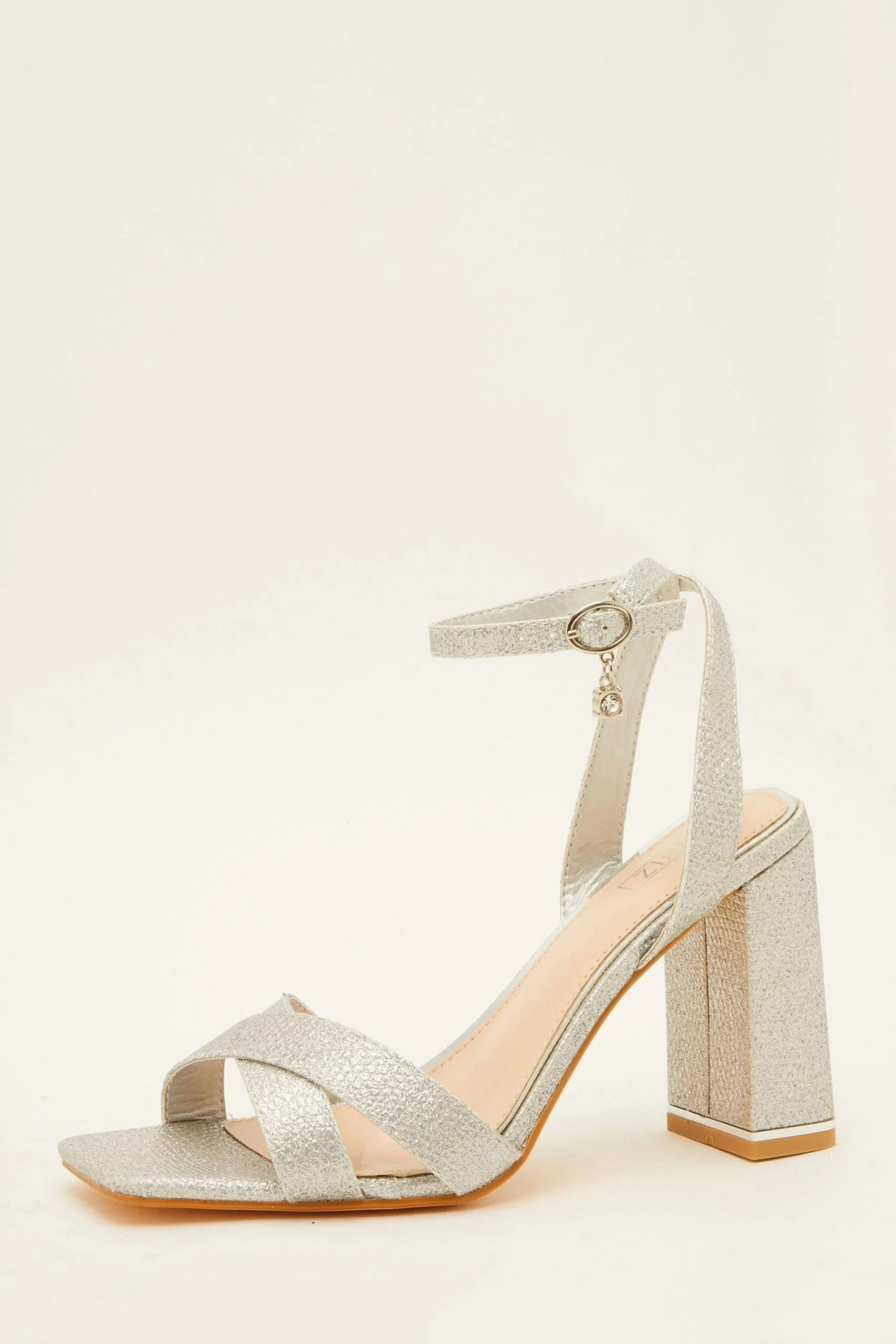 heel detail