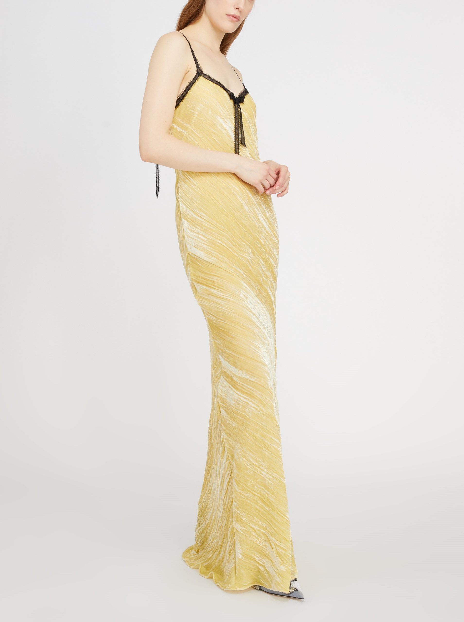 Dress in crushed velvet