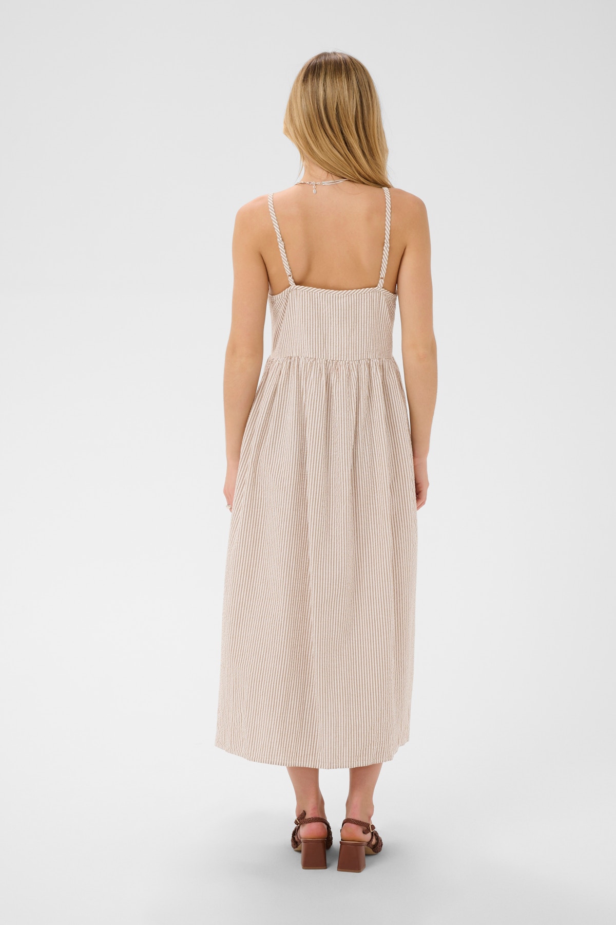 LOOKBOOK BACK 30515131-304845