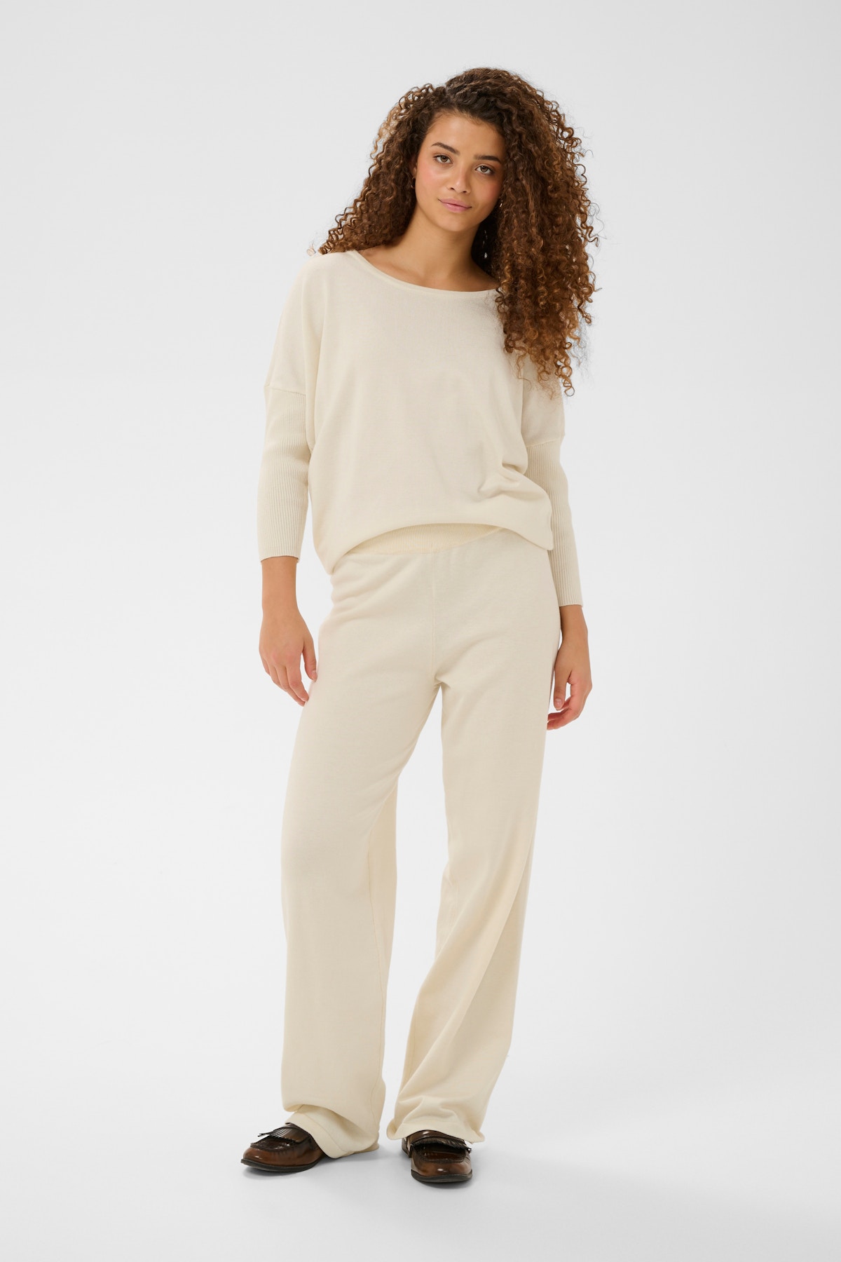 LOOKBOOK FRONT 30511095-1207031