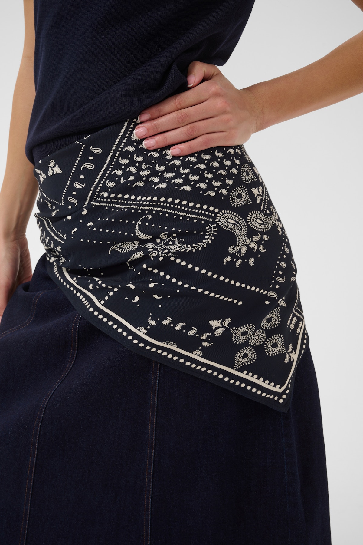 LOOKBOOK DETAIL 30515278-305064