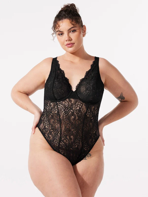 Romantic Corded Lace Underwire Teddy