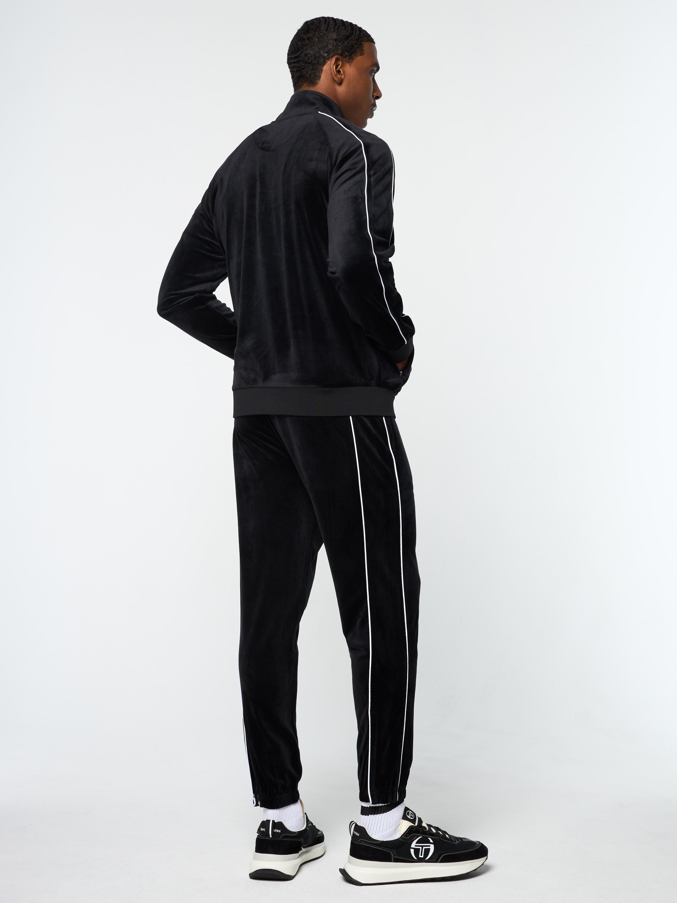 zip pocket detail