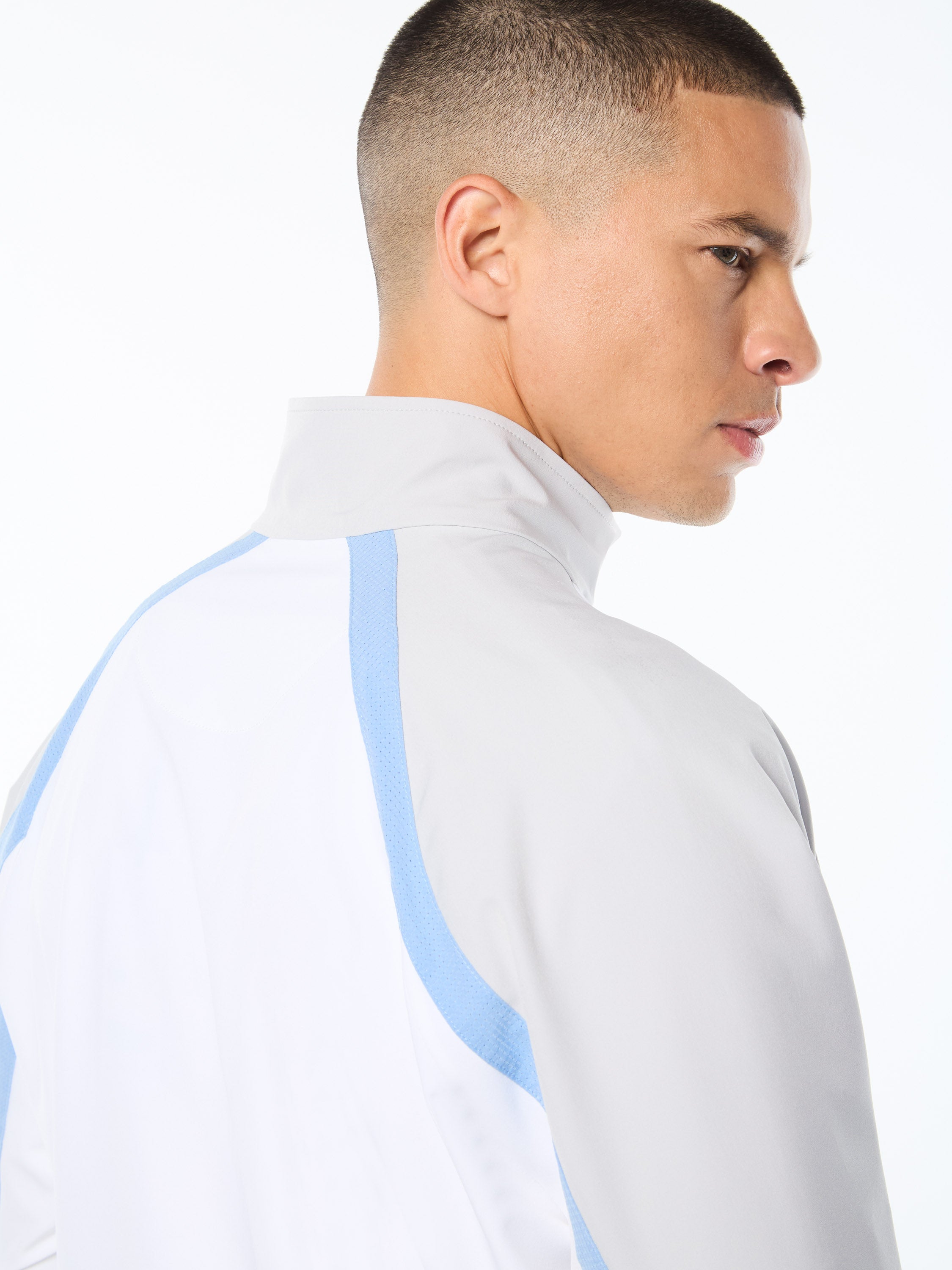 sleeve detail