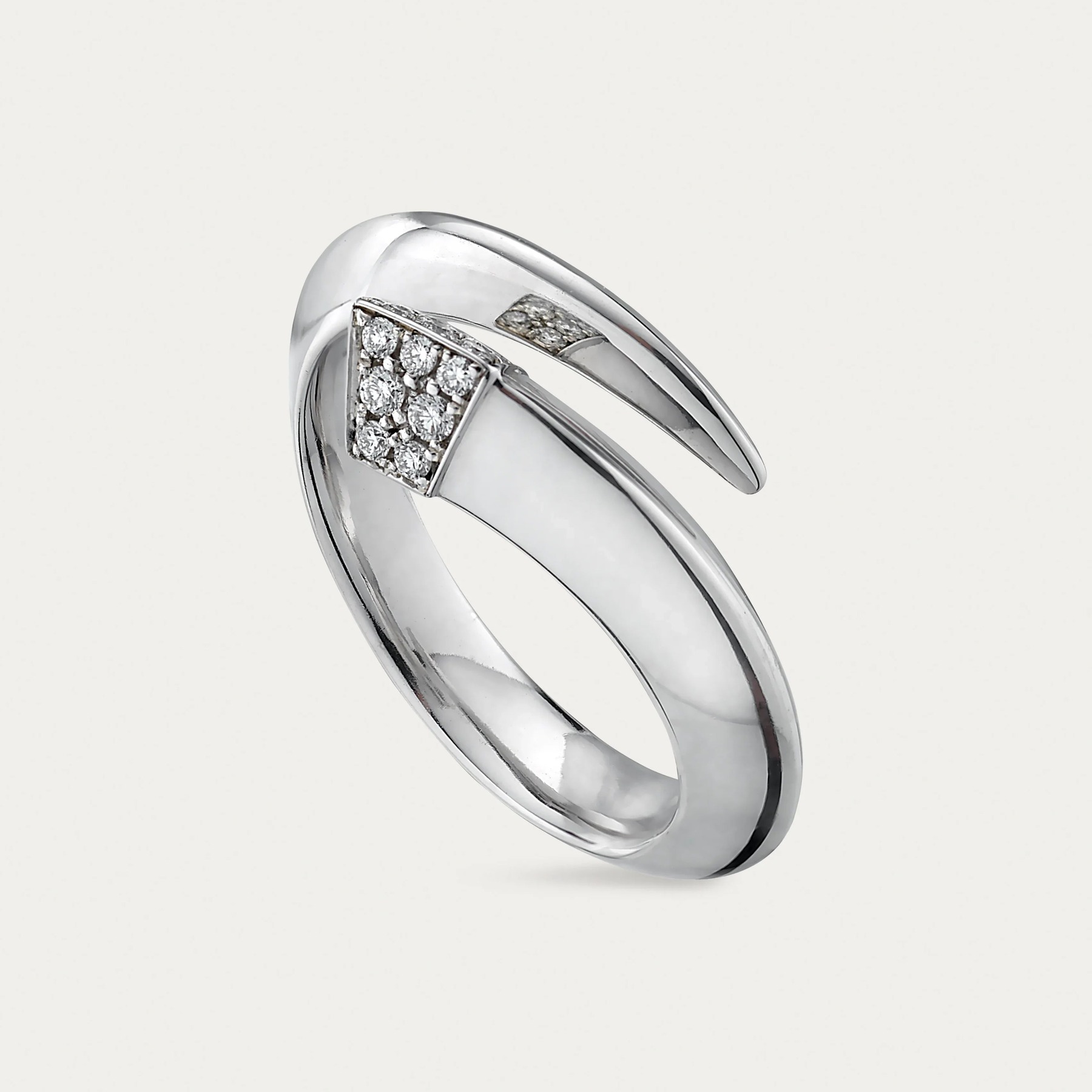 Sabre Crossover Ring