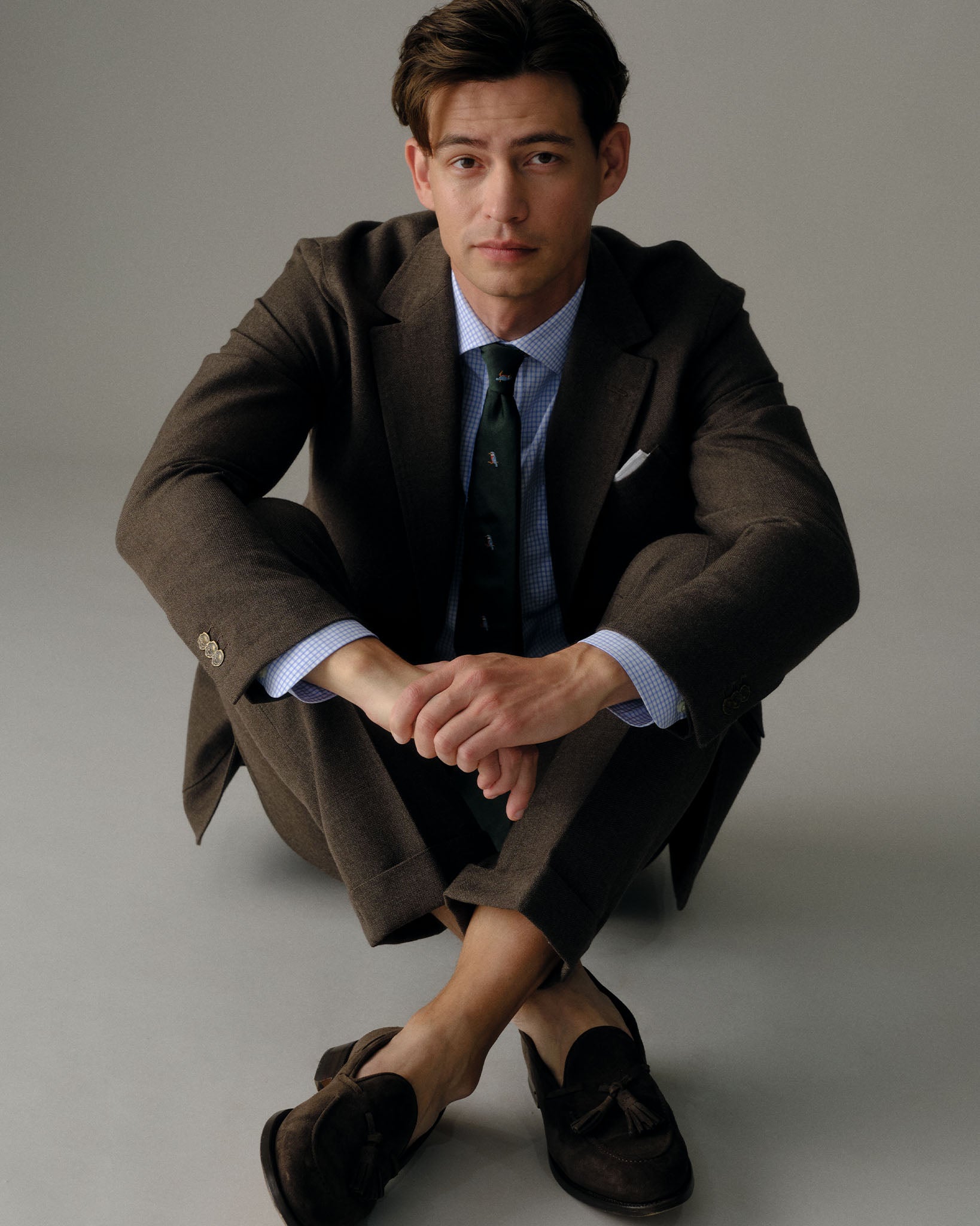 tailored shoulder detail