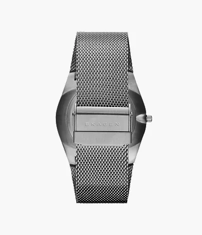 Back view of the integrated mesh strap