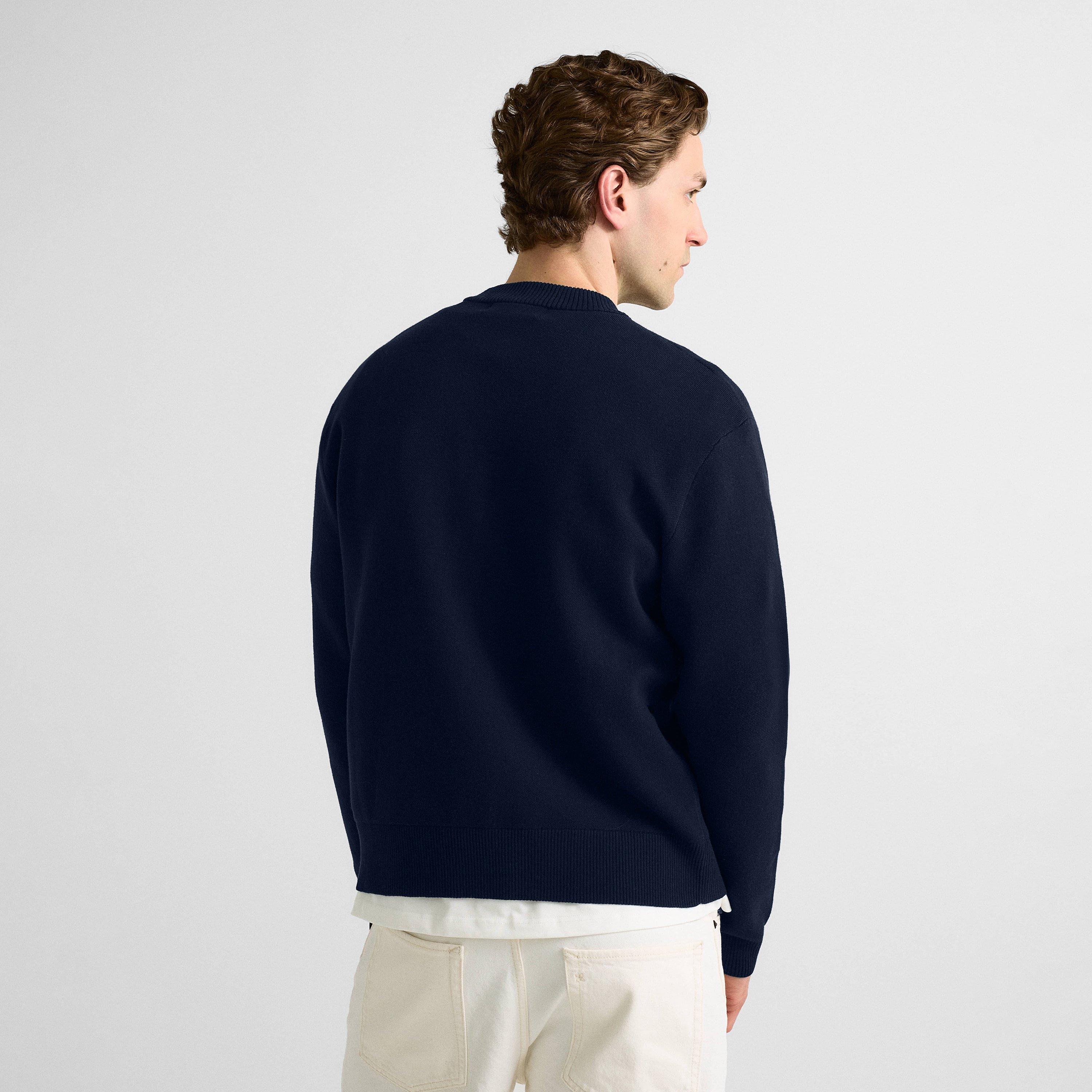 Alternate view 4
