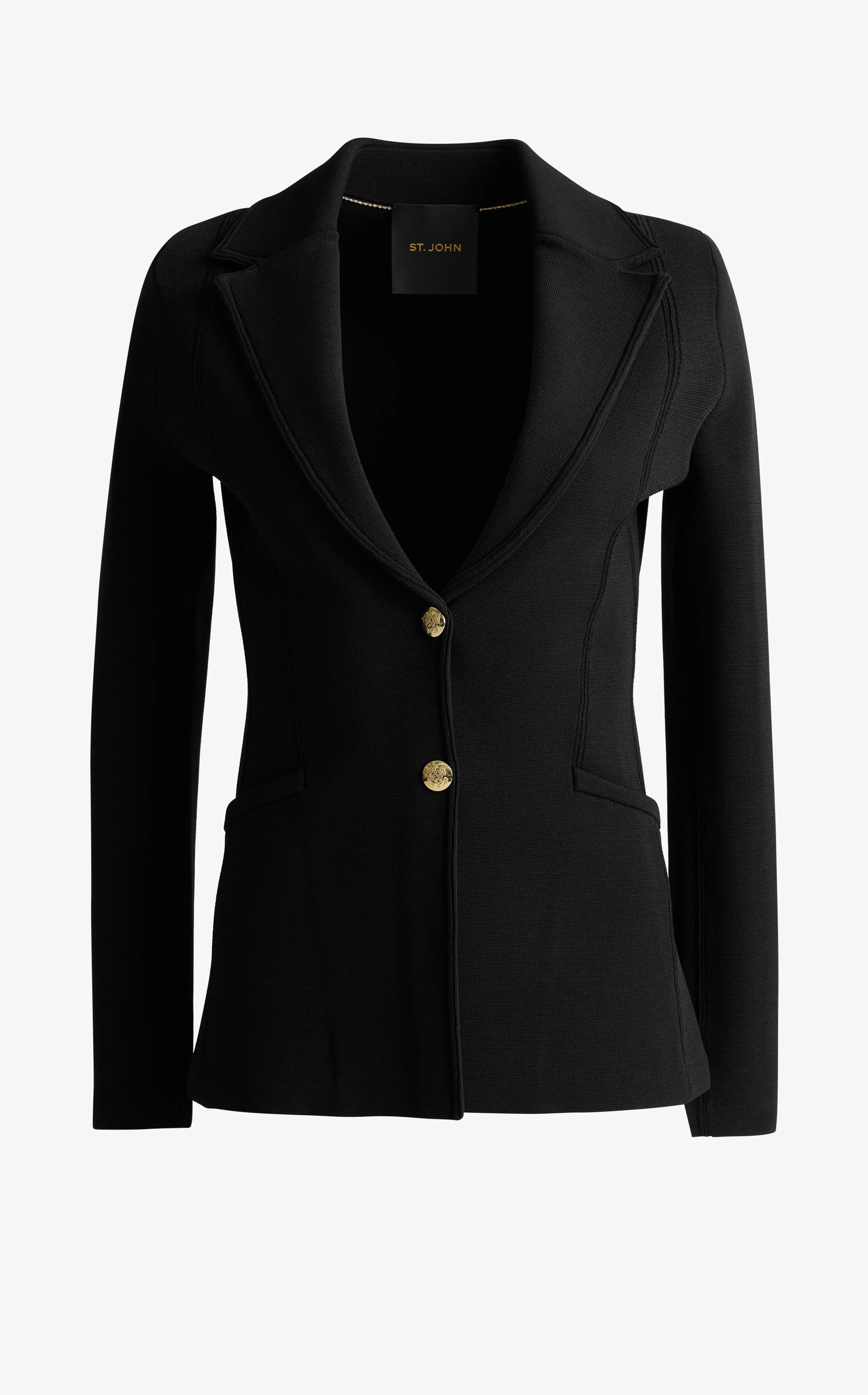 clean collar and buttoned jacket line
