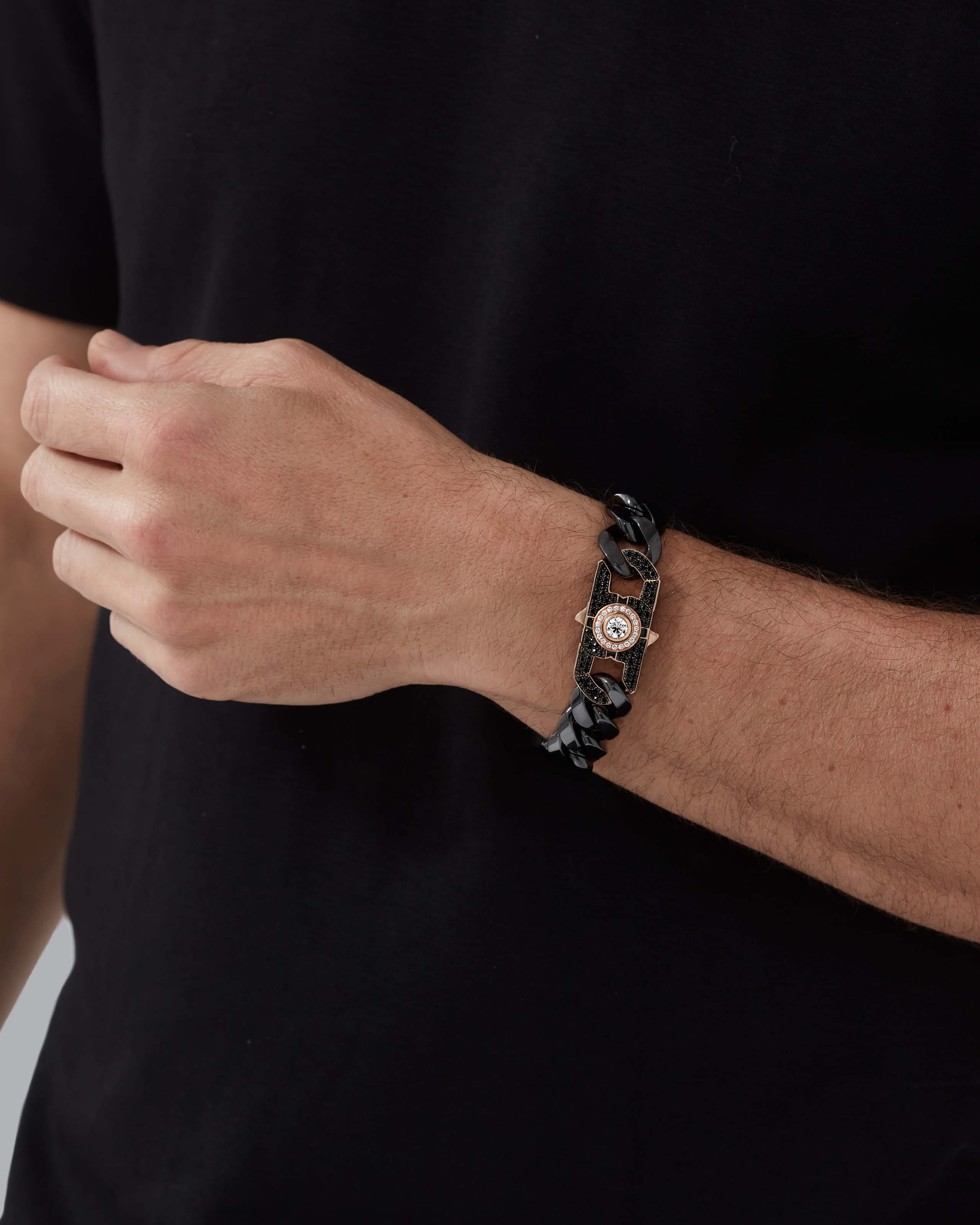 on-wrist scale