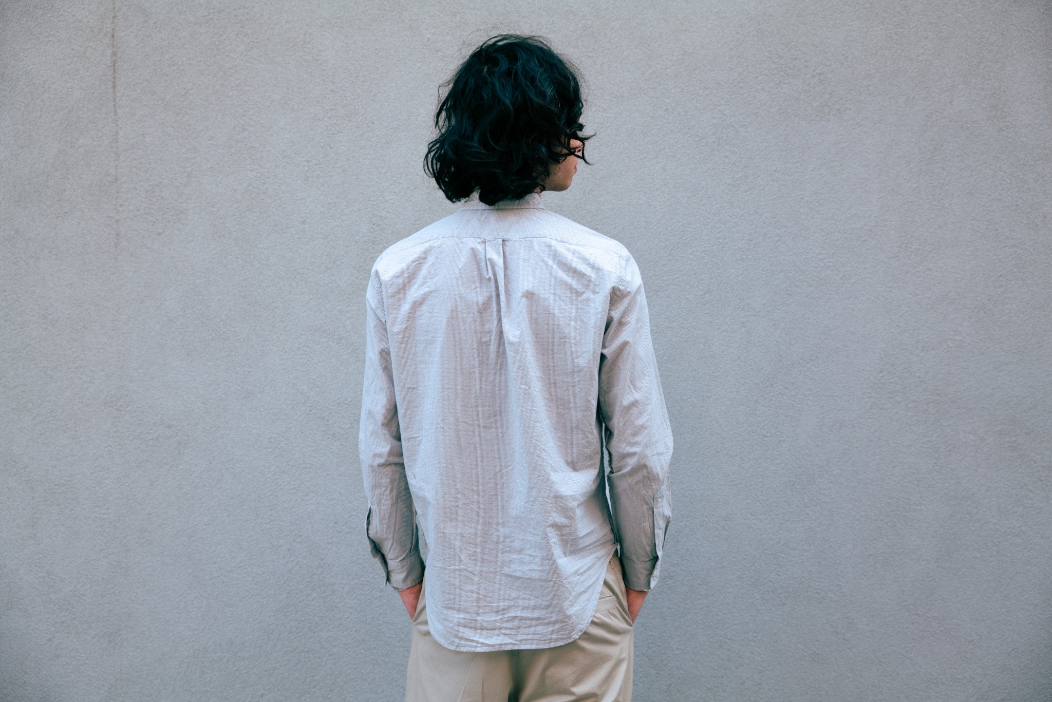 collar and reverse placket angle
