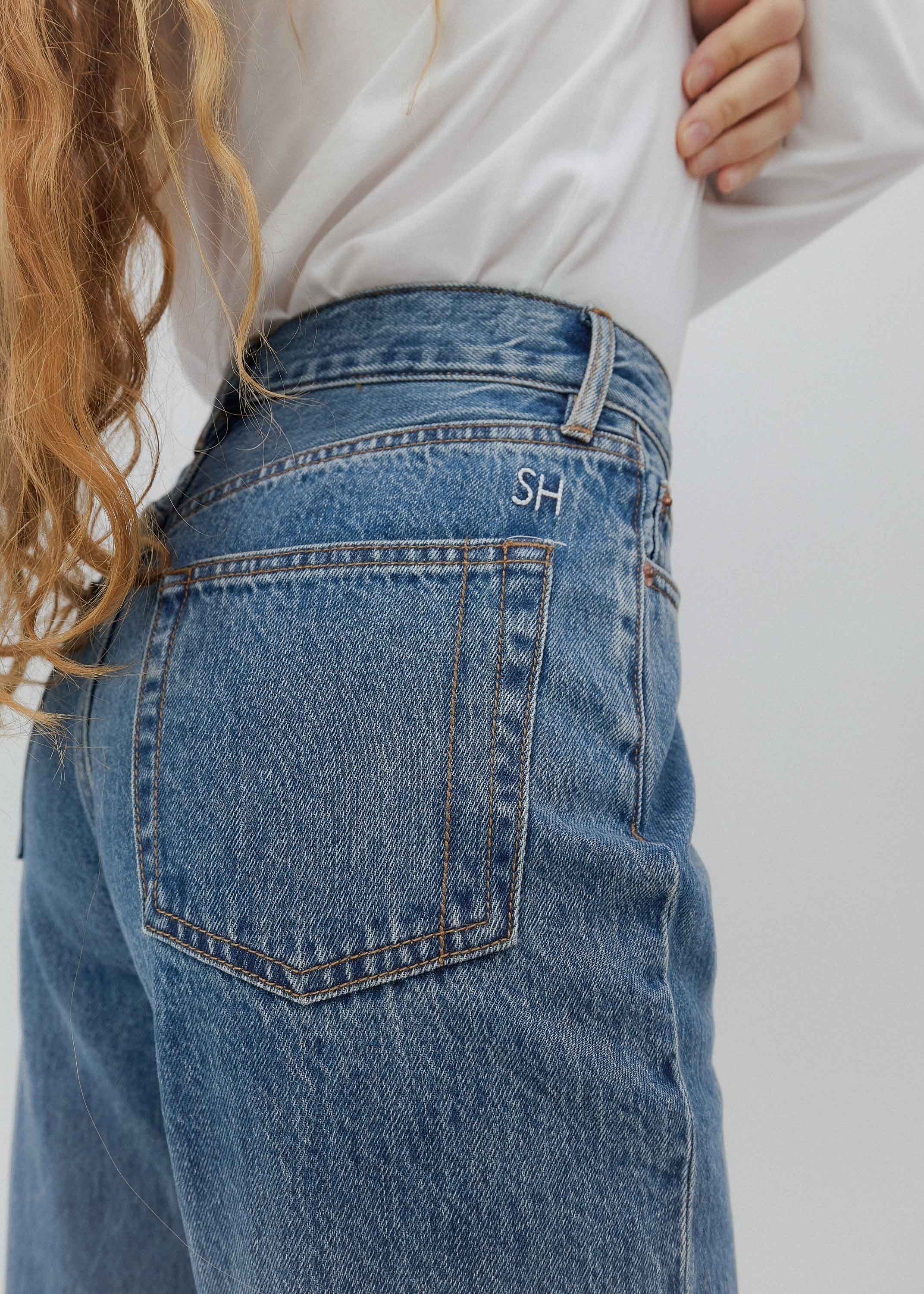 Childhood Jean official product image 5