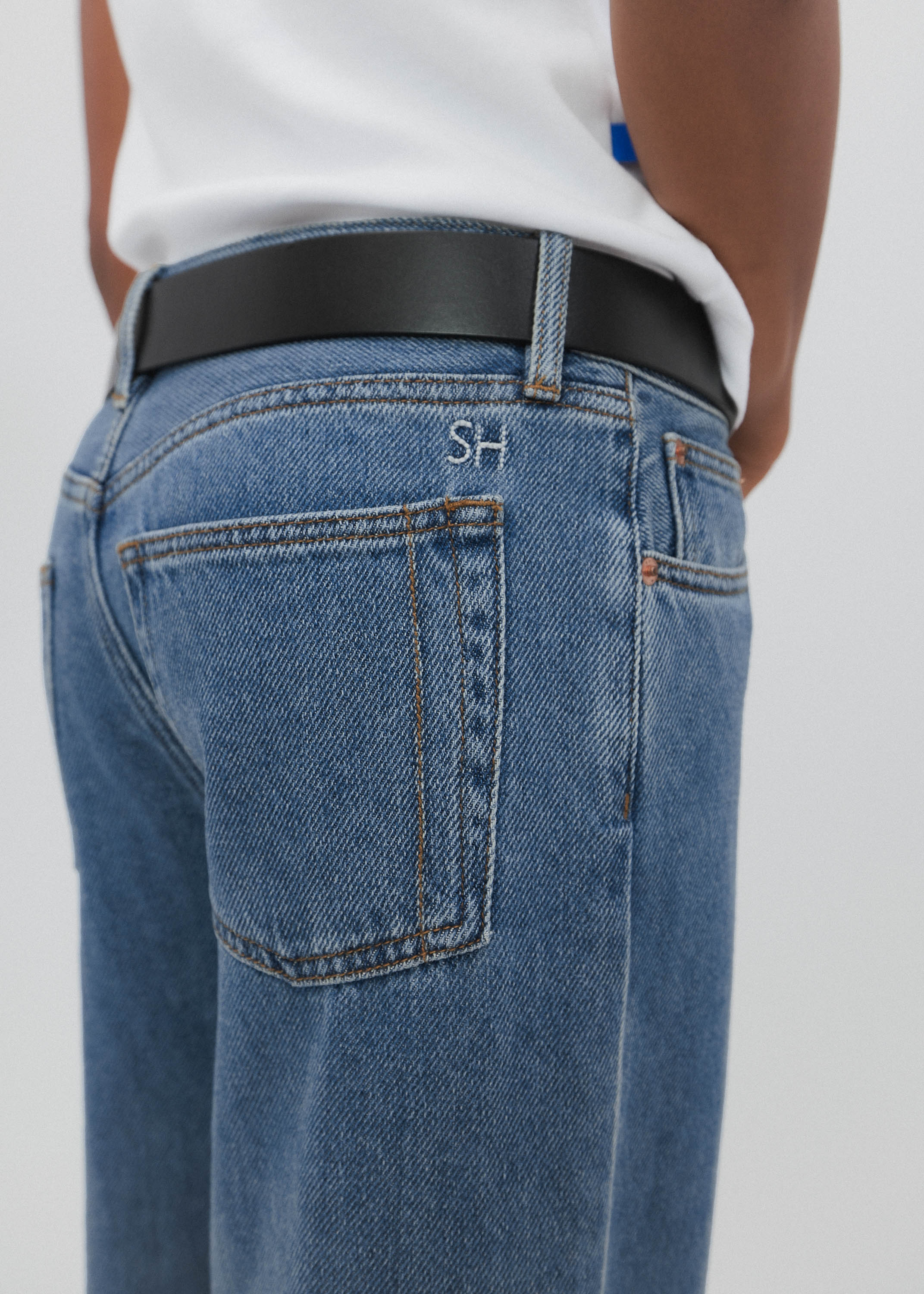 Walker Jean official product image 4