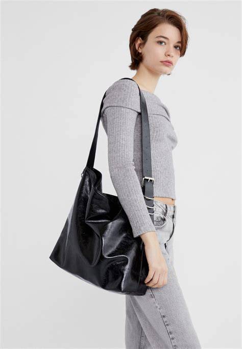 Stradivarius Shopping Bag - black/schwarz - Zalando.at