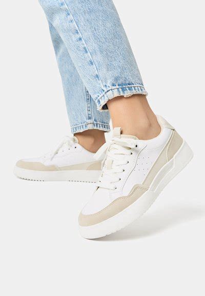Stradivarius CONTRAST - Sneaker low - white/weiß - Zalando.ch