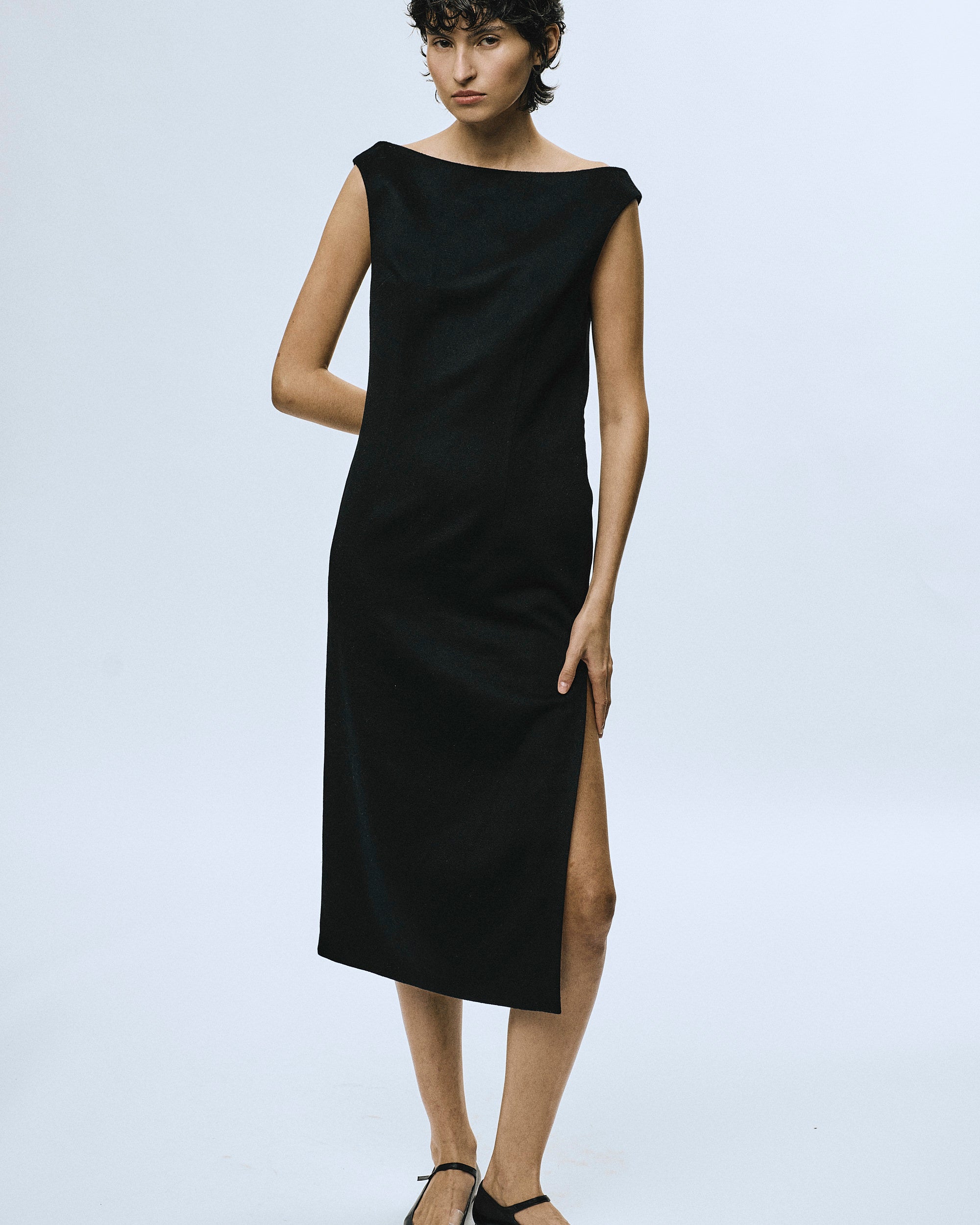 Luxurious Cashmere Midi Dress