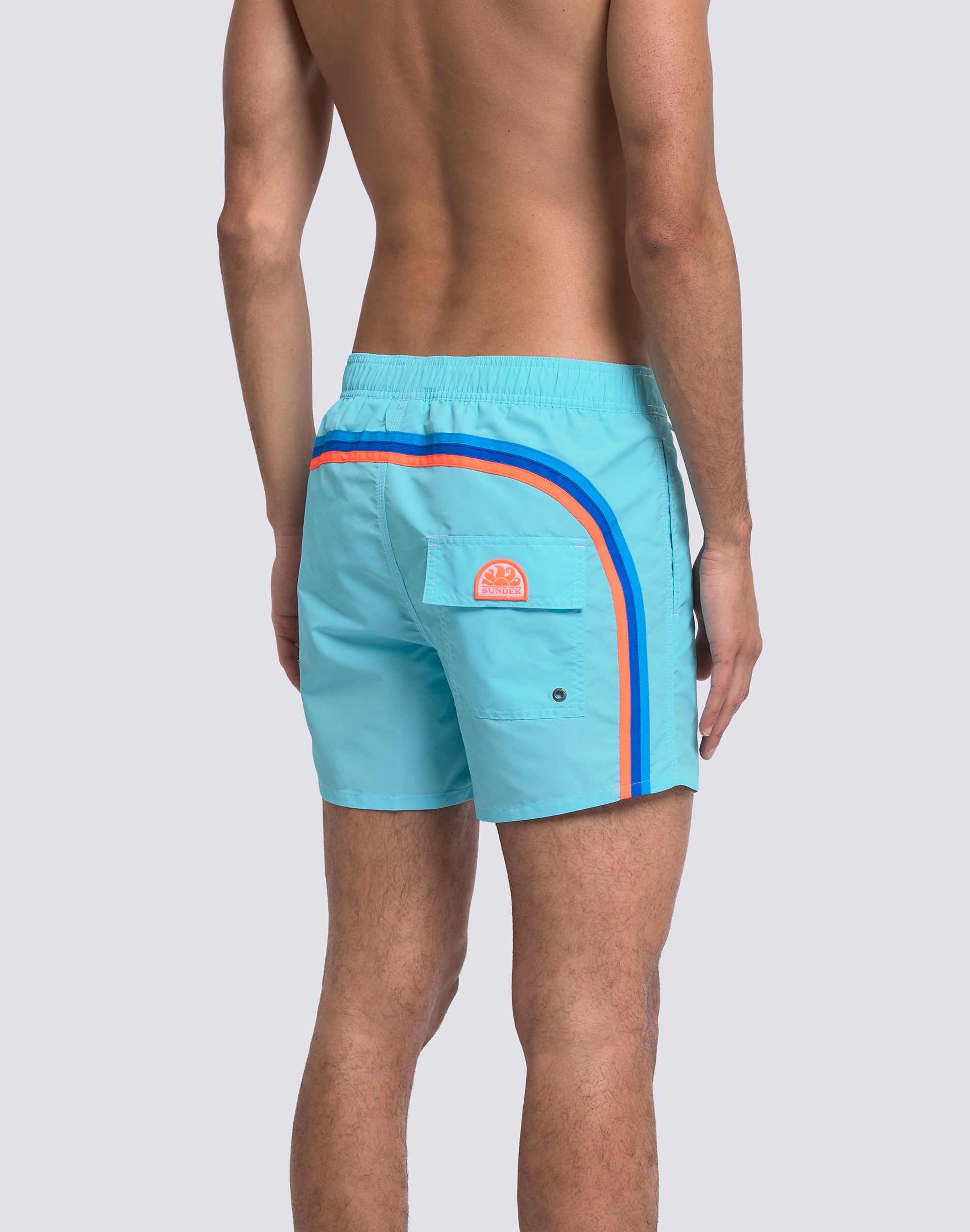 additional colour or angle