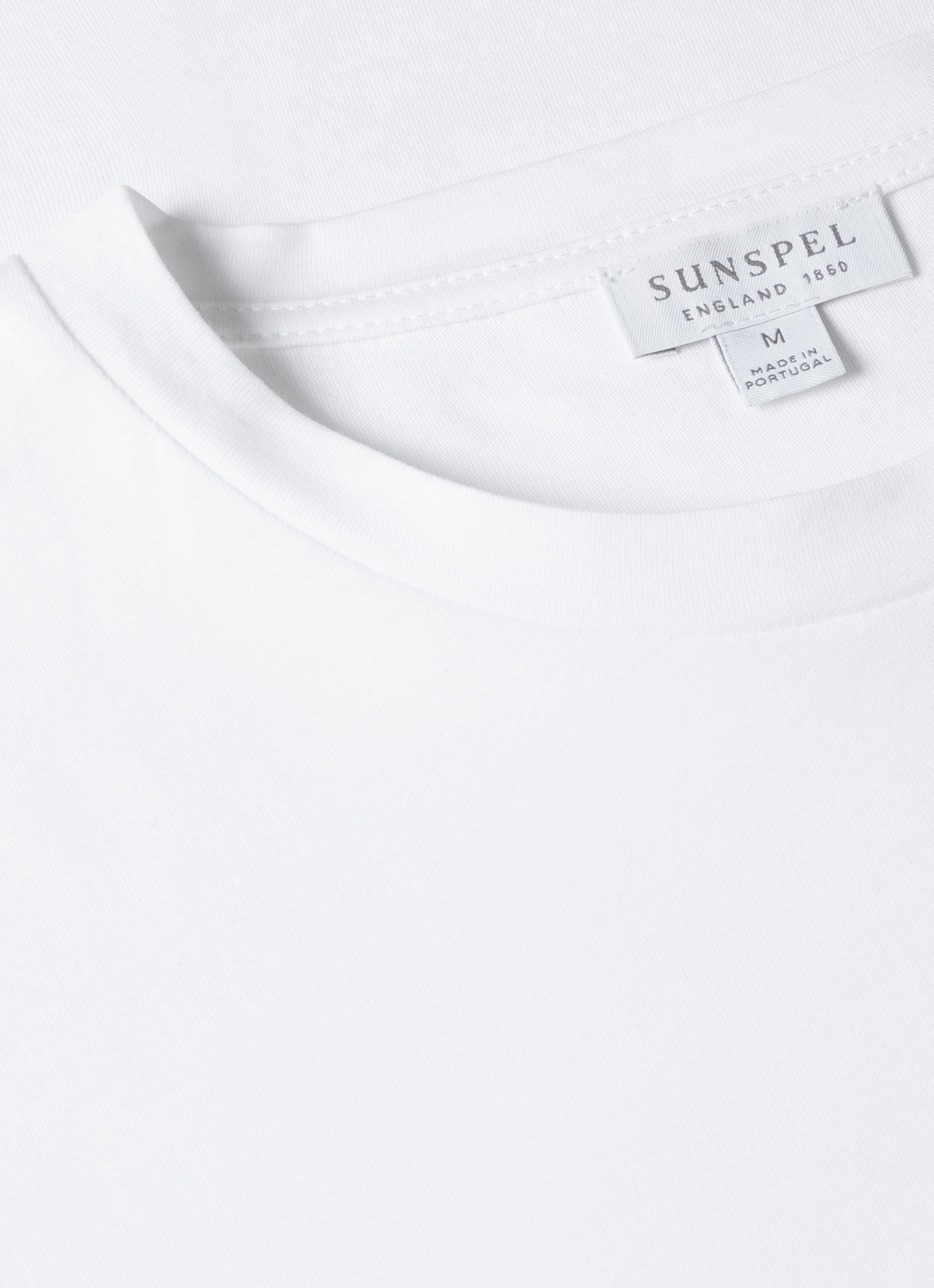 Neckline detail