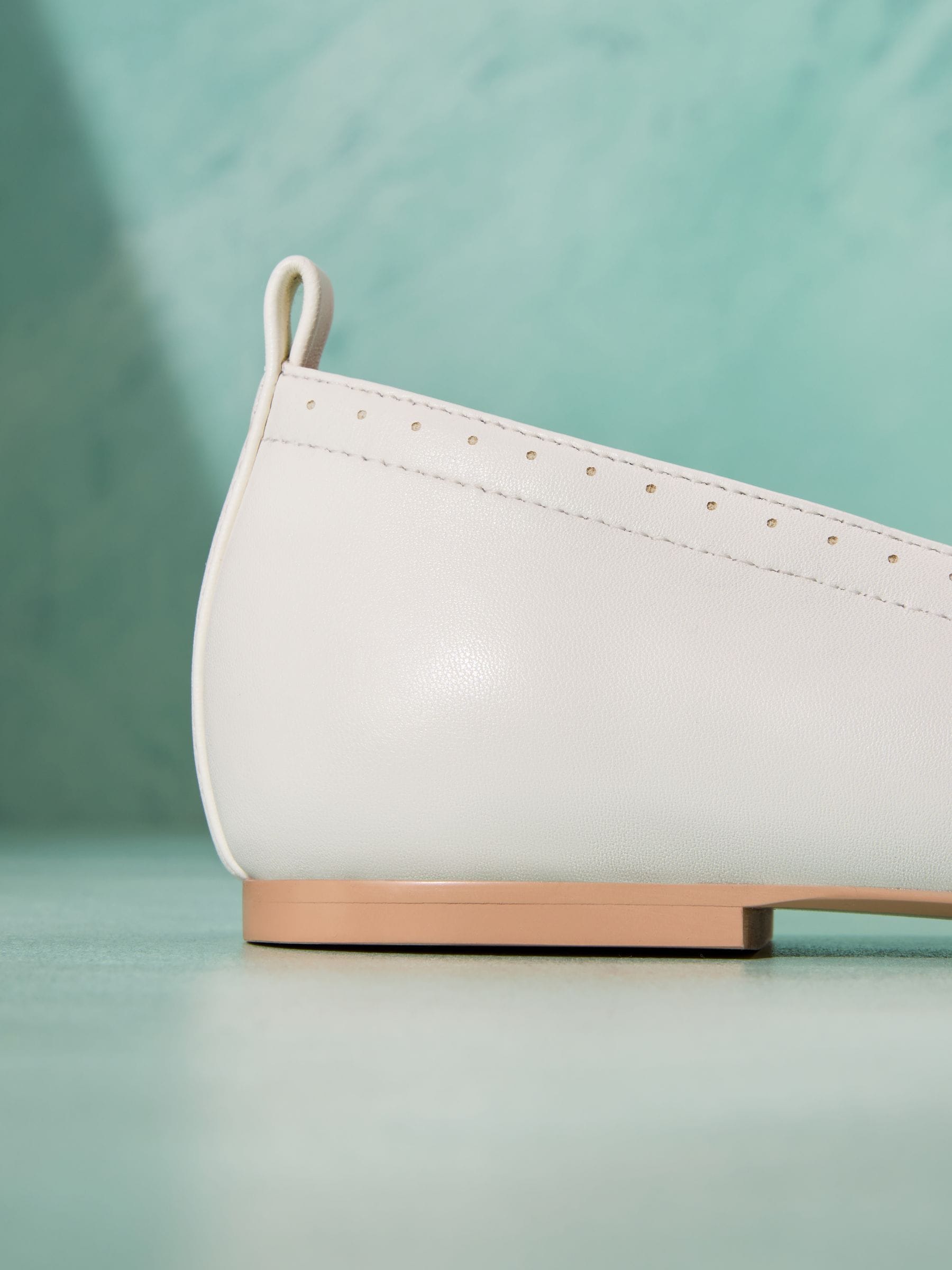 heel and side finish