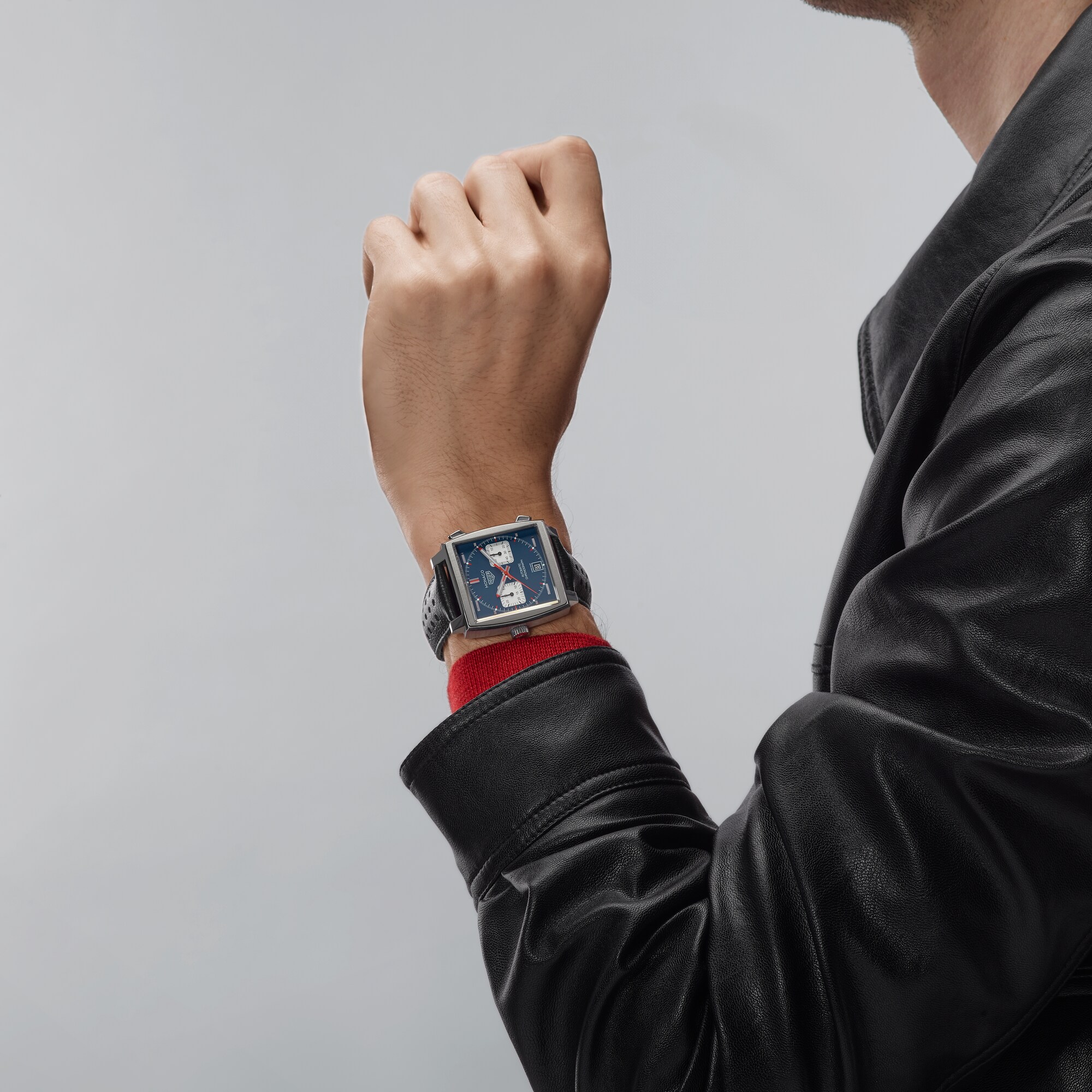 Monaco on-wrist scale