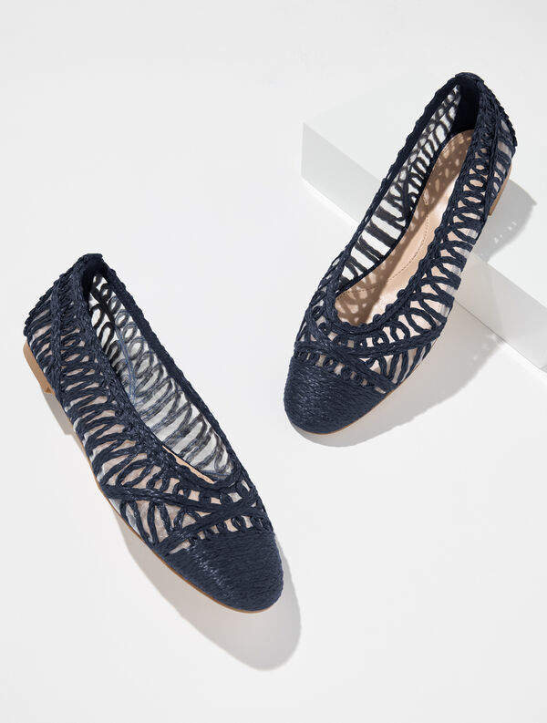 indigo raffia flat