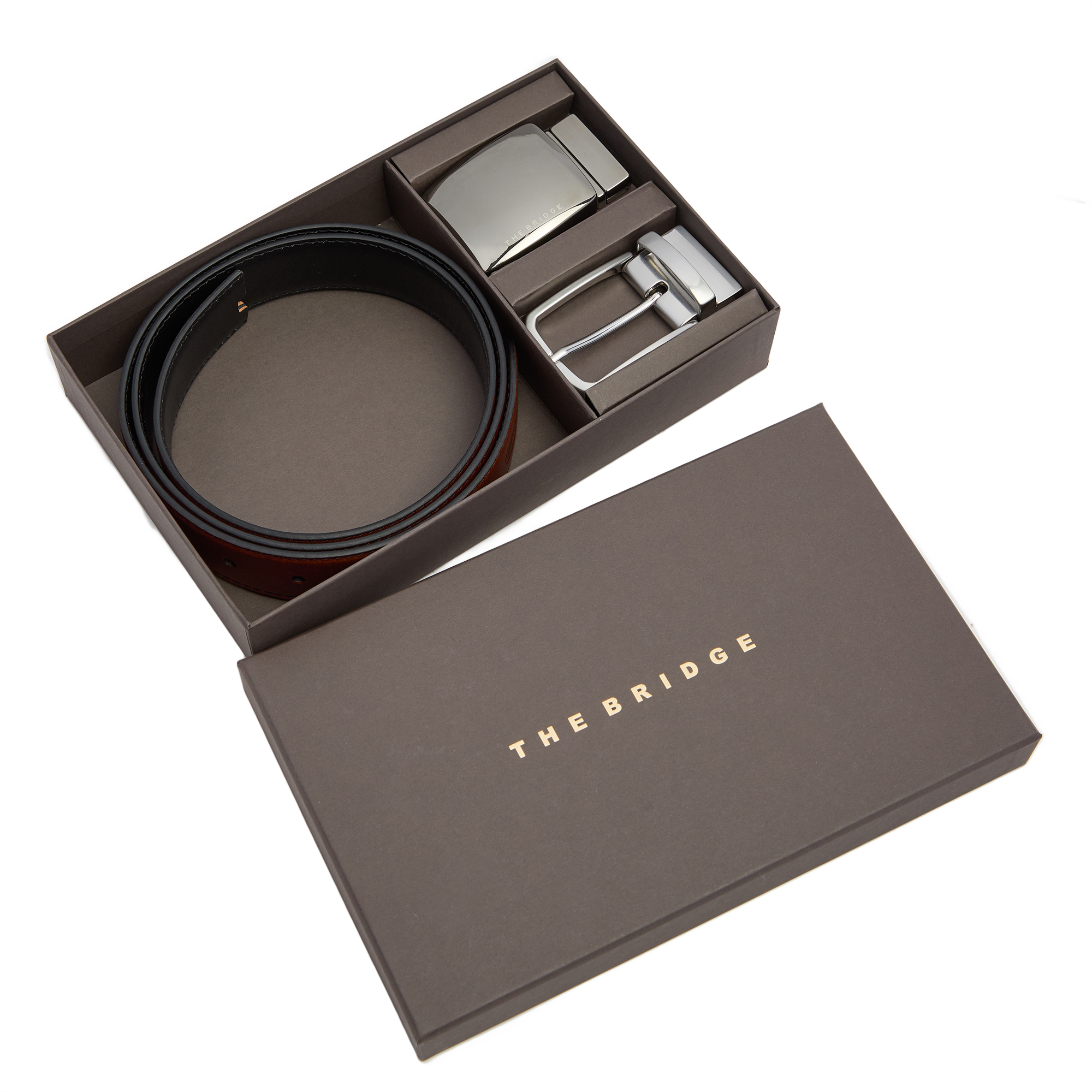 Interior or scale detail from the official product gallery
