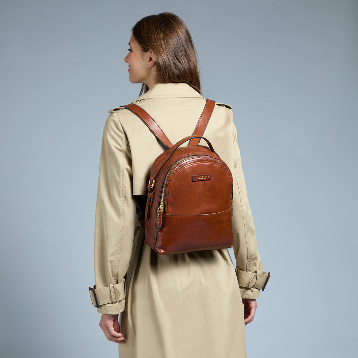 Side profile from the official product gallery