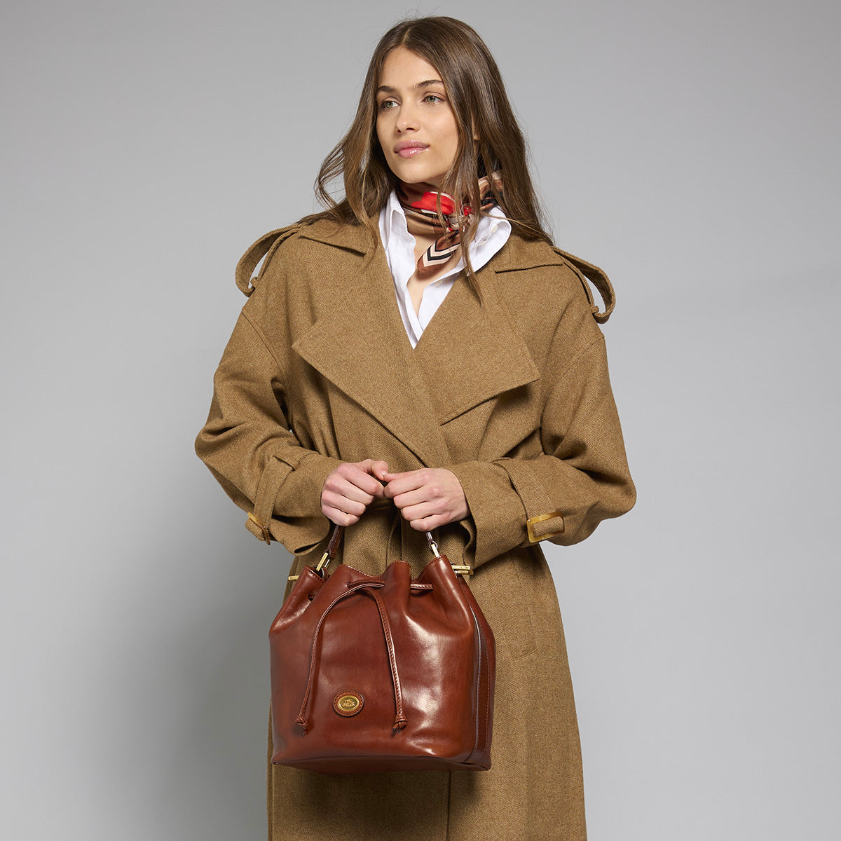 Colour-family view from the official product gallery