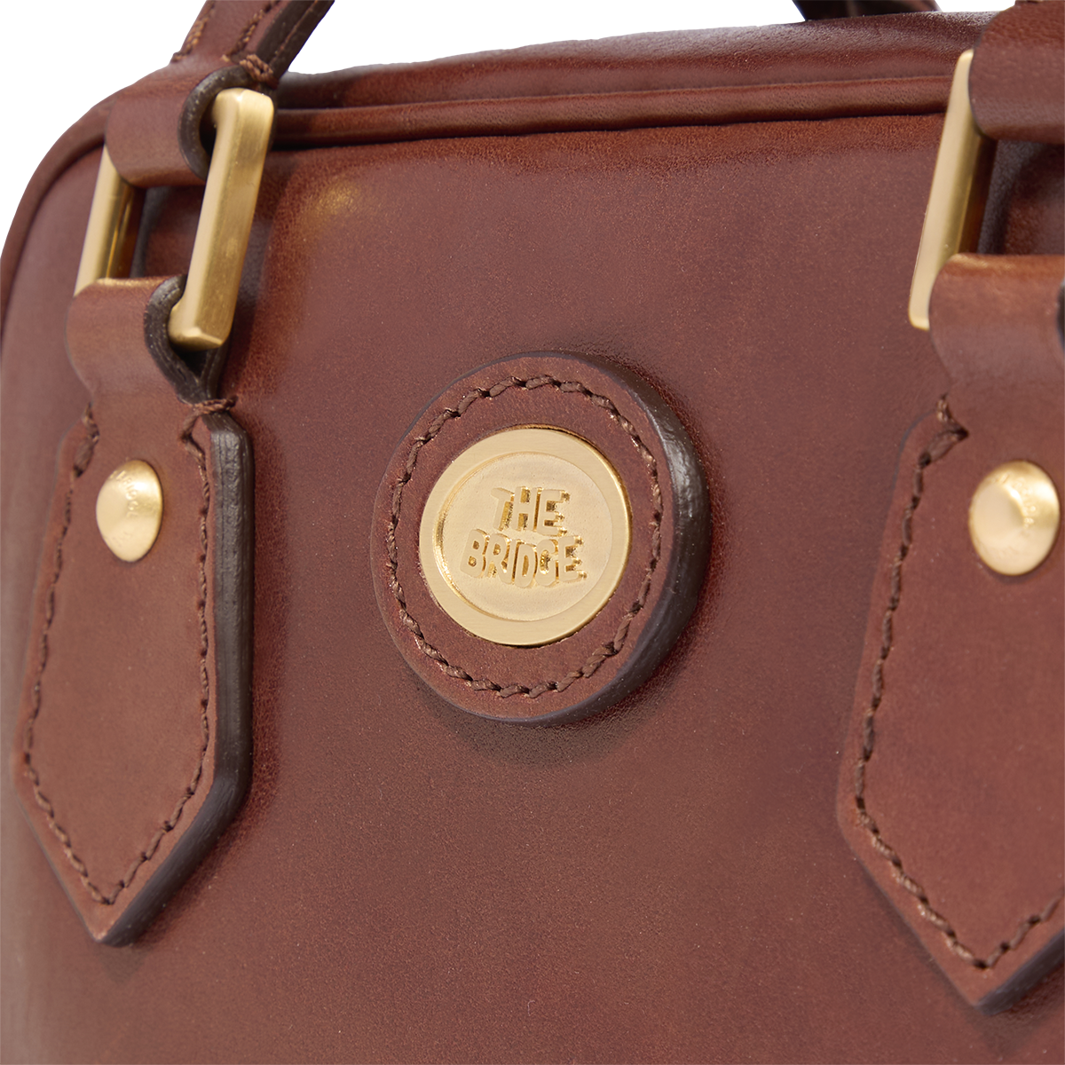 Interior or scale detail from the official product gallery