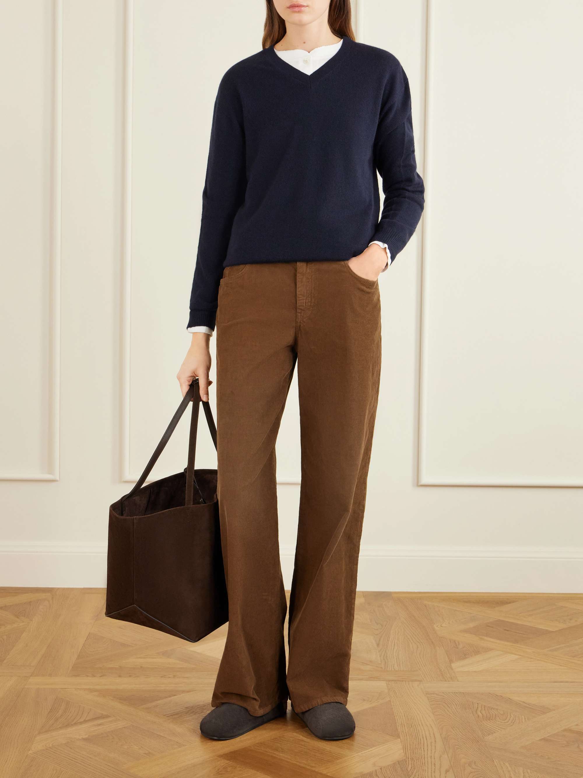 Front view of the soft, roomy silhouette