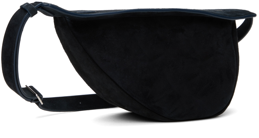 Three-quarter view of the slouchy banana silhouette