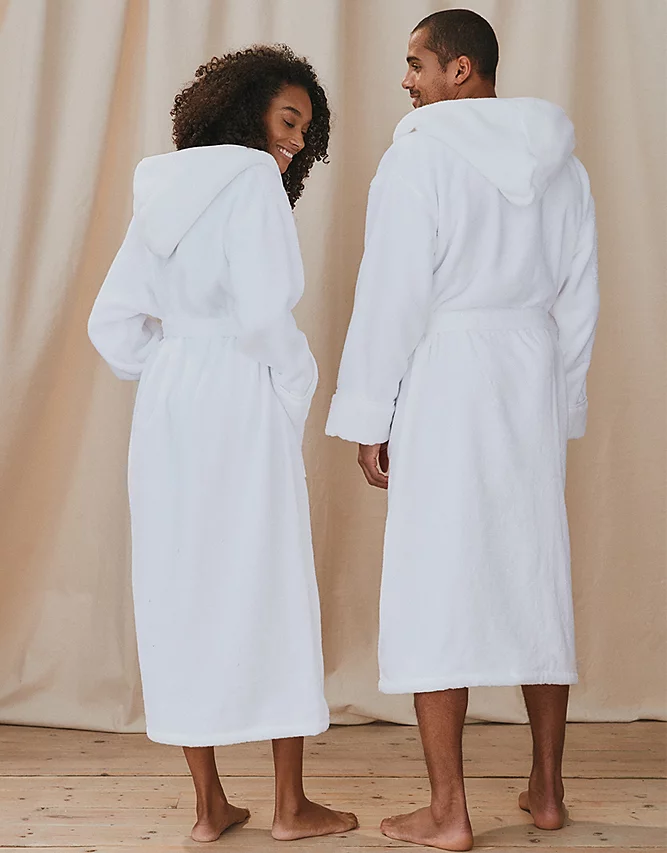 back view in white