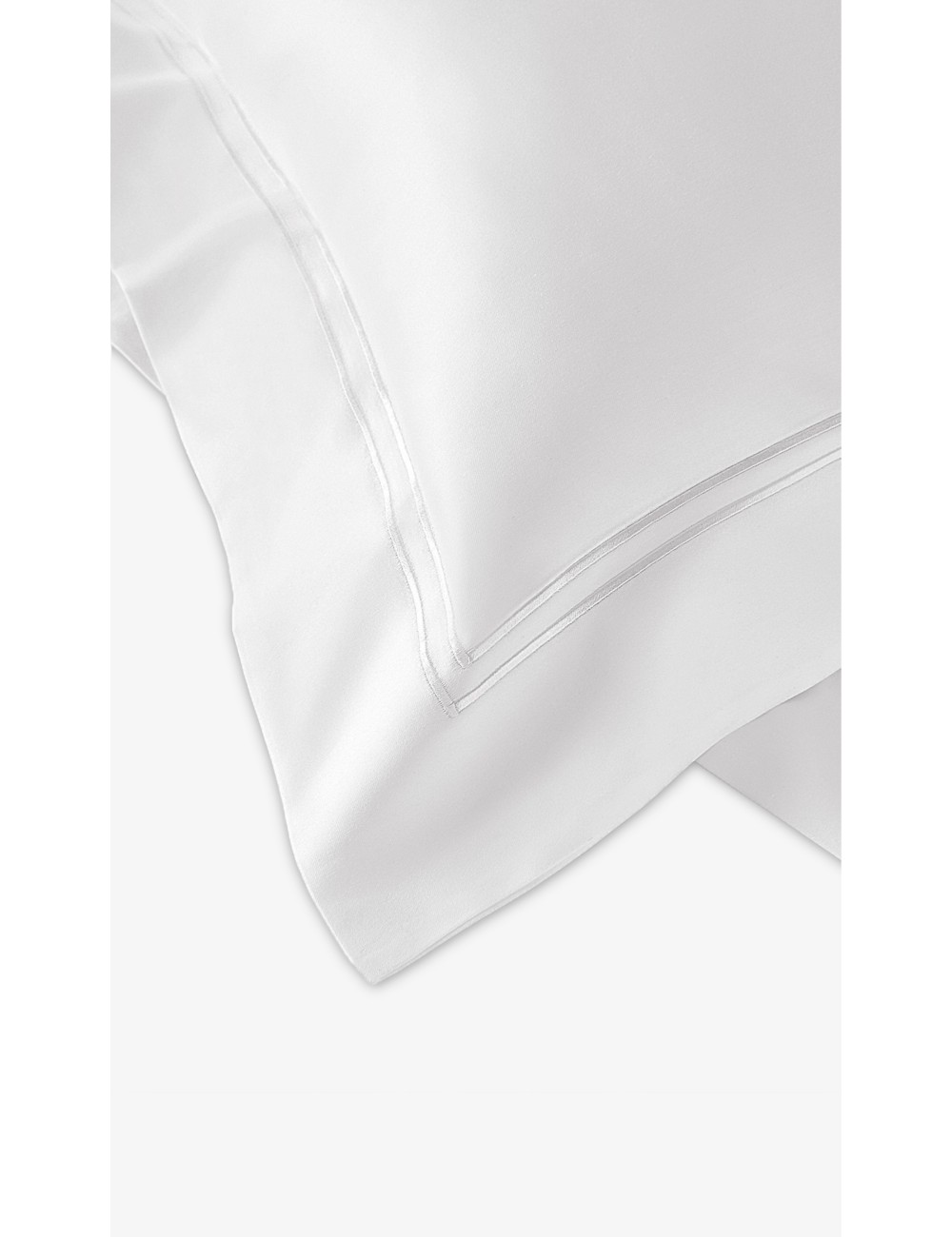 pillowcase edge detail