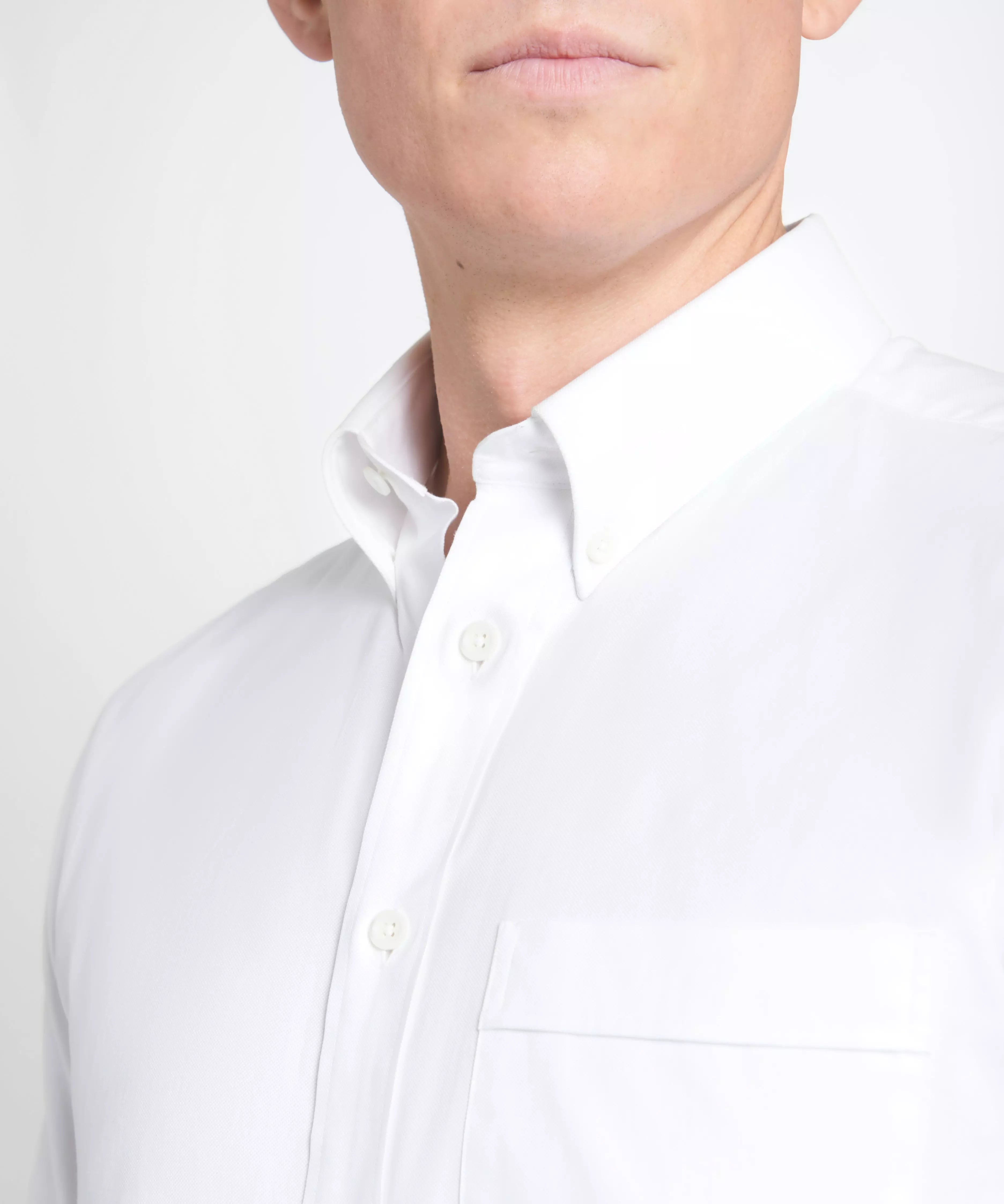 White Classic Fit Business Casual Button Down Weekend Oxford Shirt