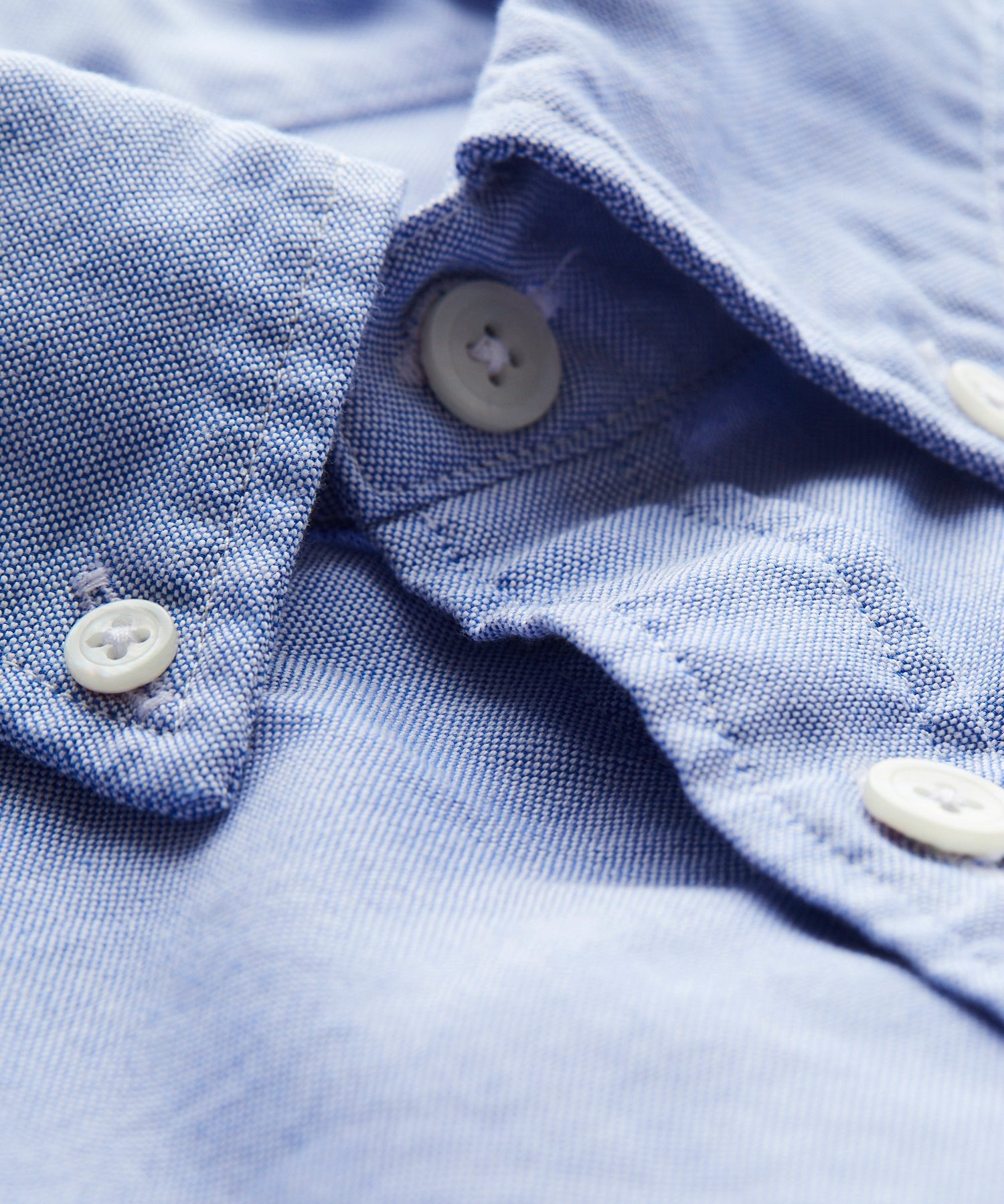 Cuff and side-gusset detail