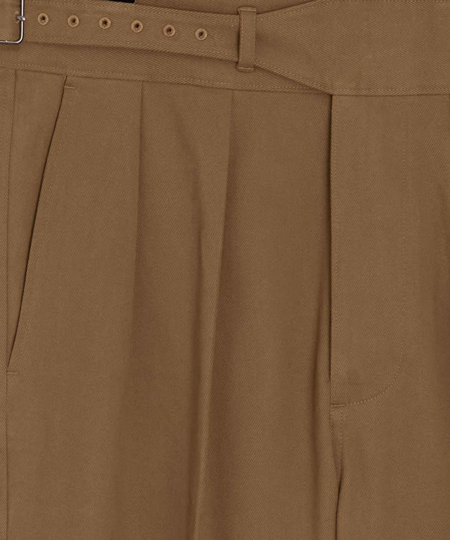 Styled trouser fit