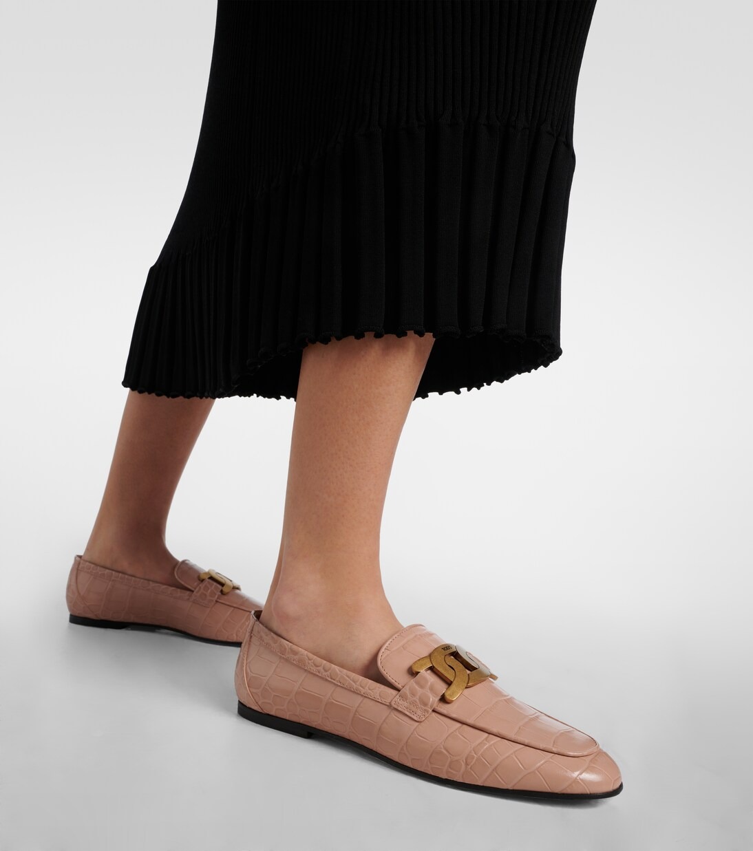 Pink on foot
