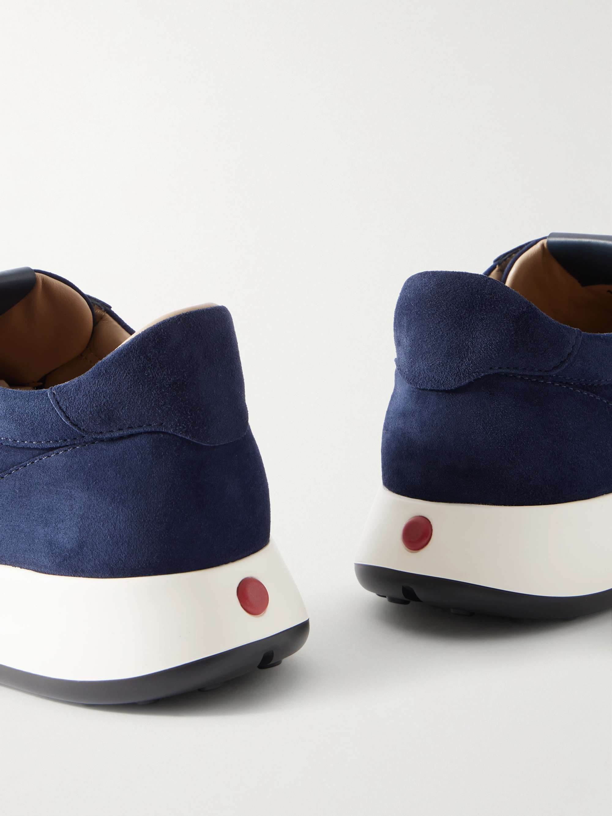 Blue heel detail