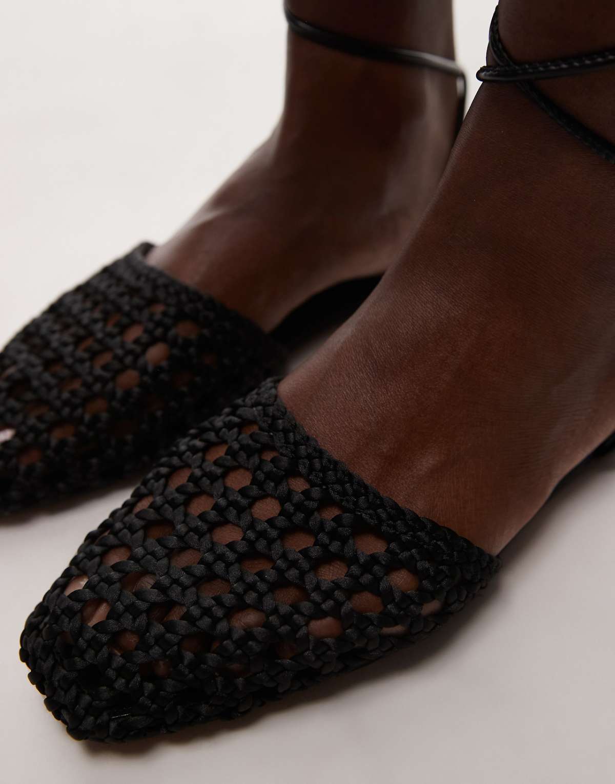 Close-up of the woven upper