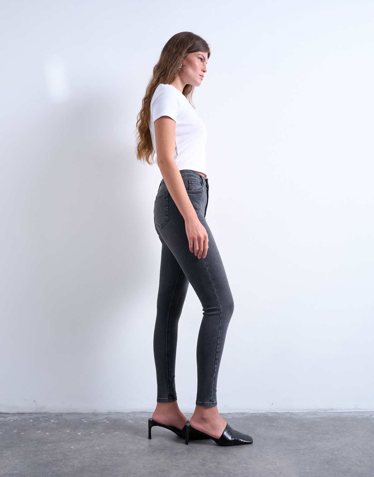 Side profile showing the ankle finish