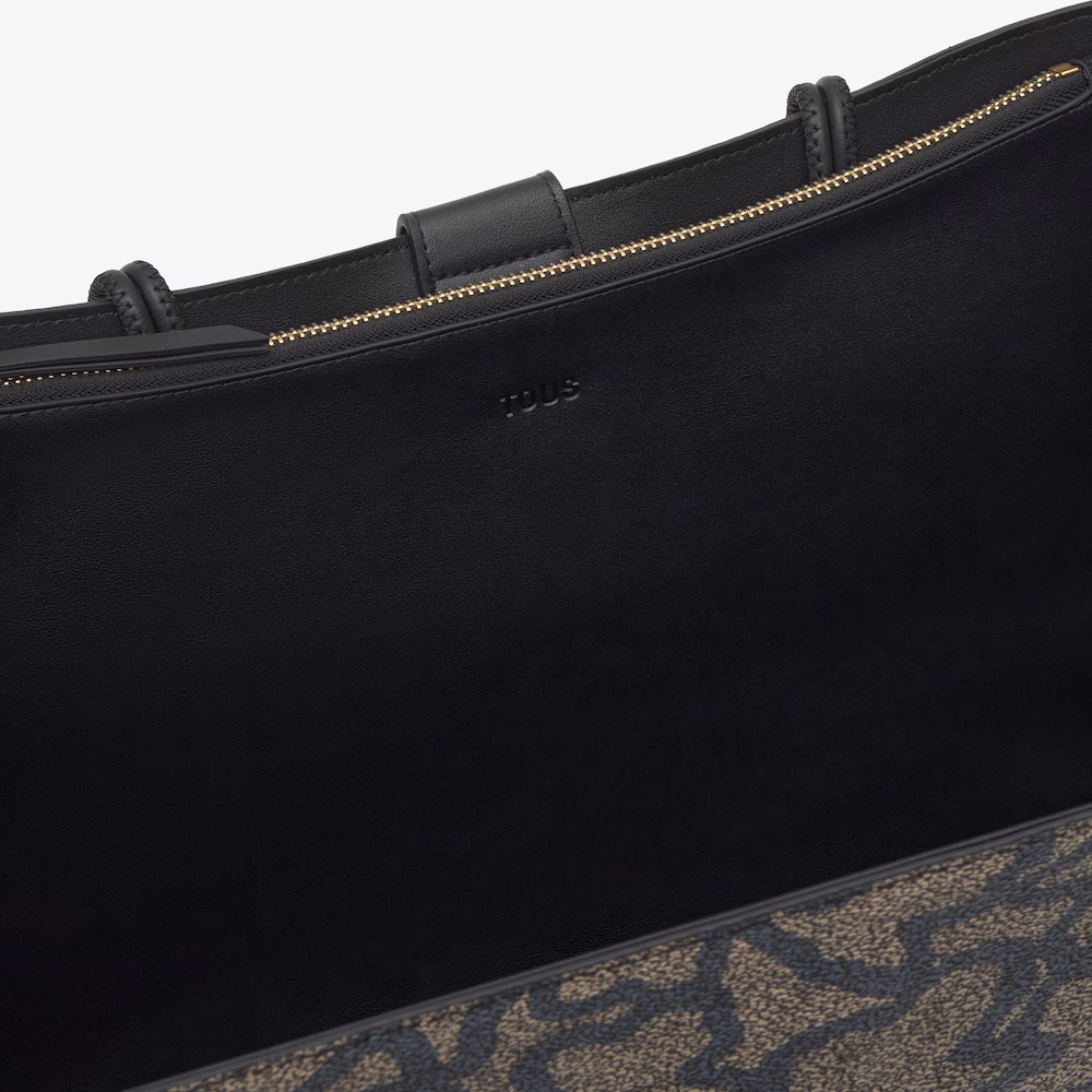 interior and top edge detail