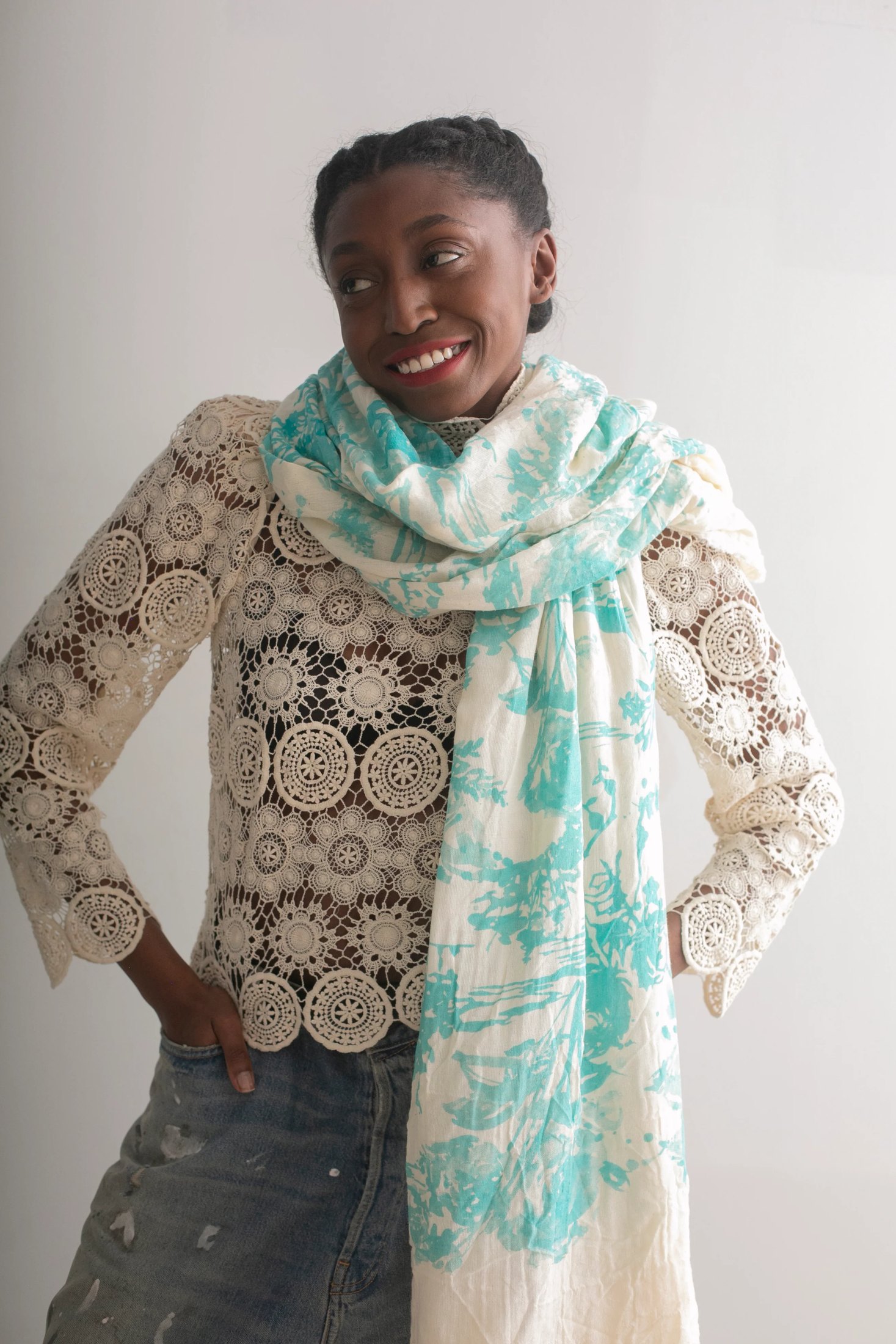 Official alternate/detail view — Made in Detroit Toile Shawl