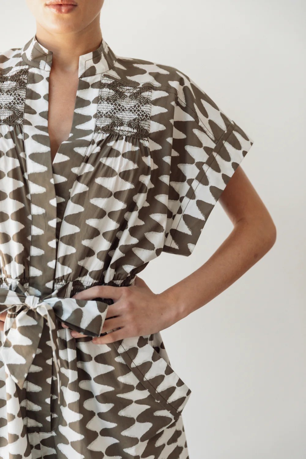 Official Hope for Flowers image 2 — Smart Romper