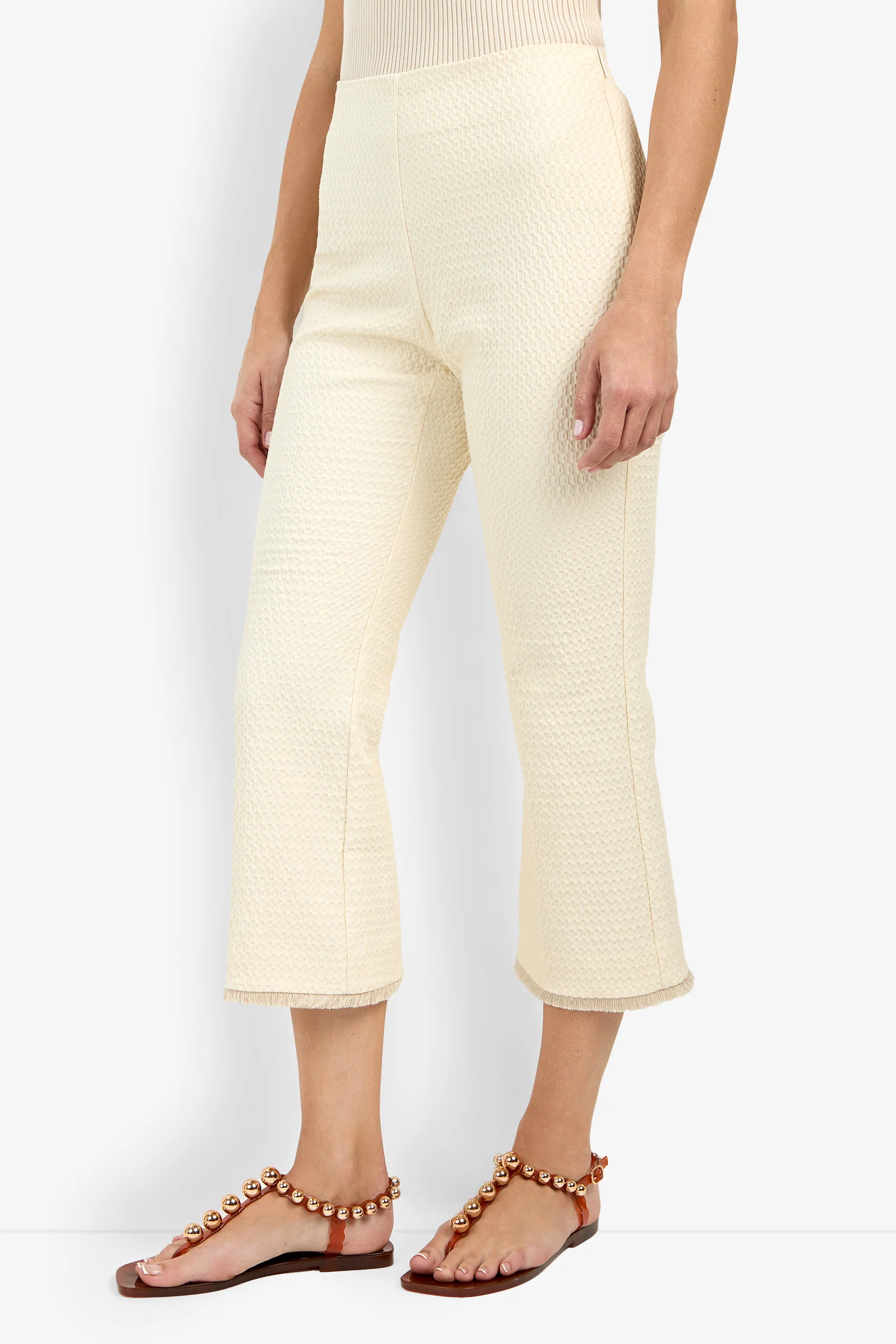 side view of the wide leg
