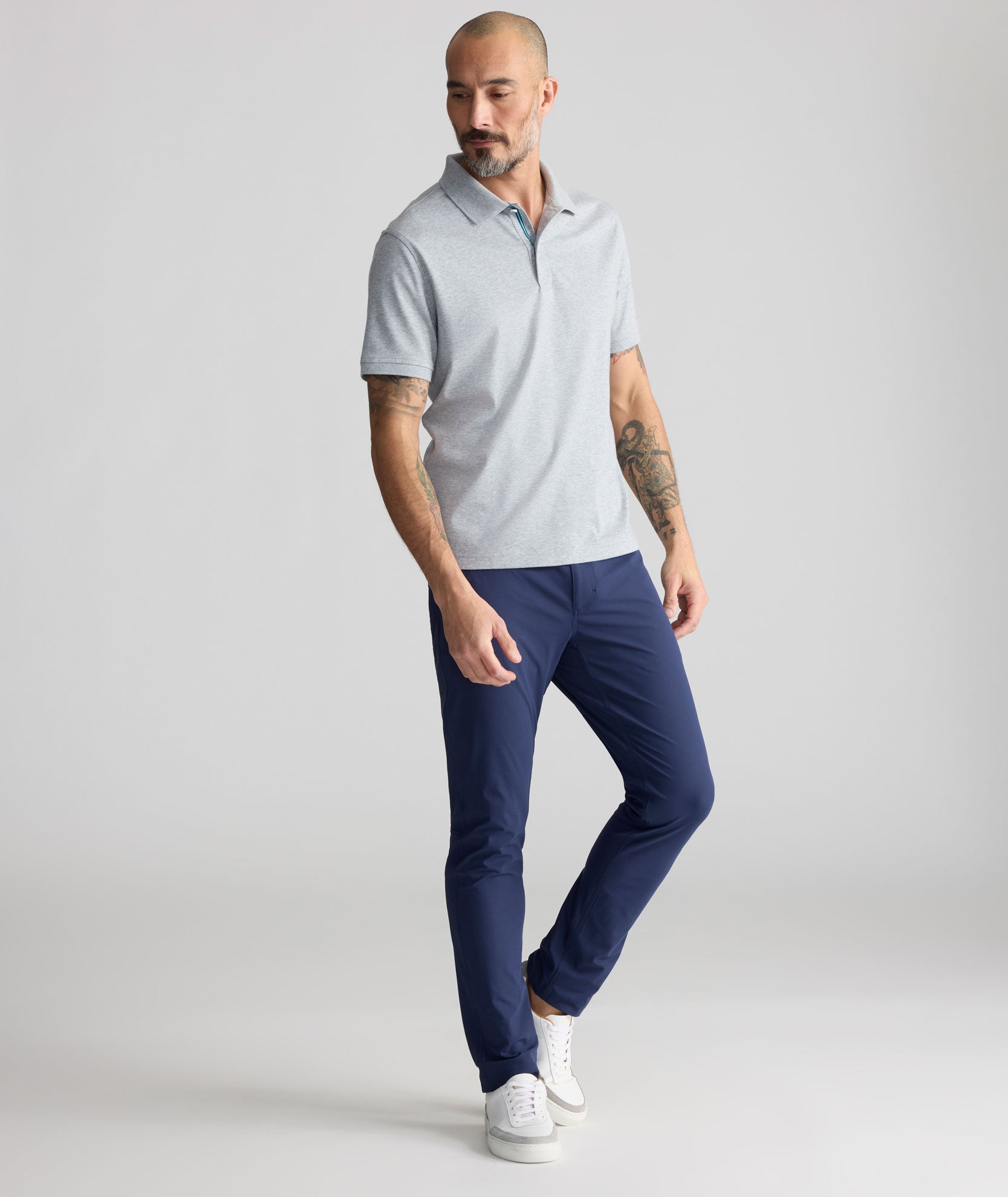 Side view with streamlined fit